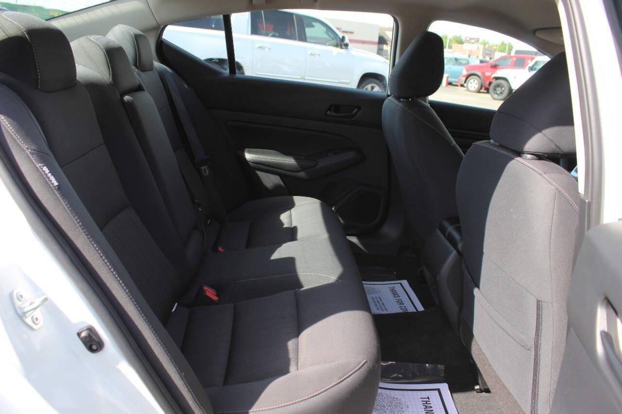 2025 White Nissan Altima 2.5 SV (1N4BL4DV7SN) with an 2.5L I4 188hp 180ft. lbs. 2.5L I4 engine, CVT transmission, located at 4301 NW 39th , Oklahoma City, OK, 73112, (405) 949-5600, 35.512135, -97.598671 - NO DRIVERS LICENCE -NO FULL COVERAGE INSURANCE - NO CREDIT CHECK. COME ON OVER TO SUPERSPORTS, TAKE A LOOK AND TEST DRIVE. PLEASE GIVE US A CALL AT (405) 949-5600. NO LICENCIA DE CONDUCIR - NO SEGURO DE COBERTURA TOTAL - NO VERIFICACION DE CREDITO. VISITENOS EN SUPERSPORTS, MIRE NUESTRO - Photo#10