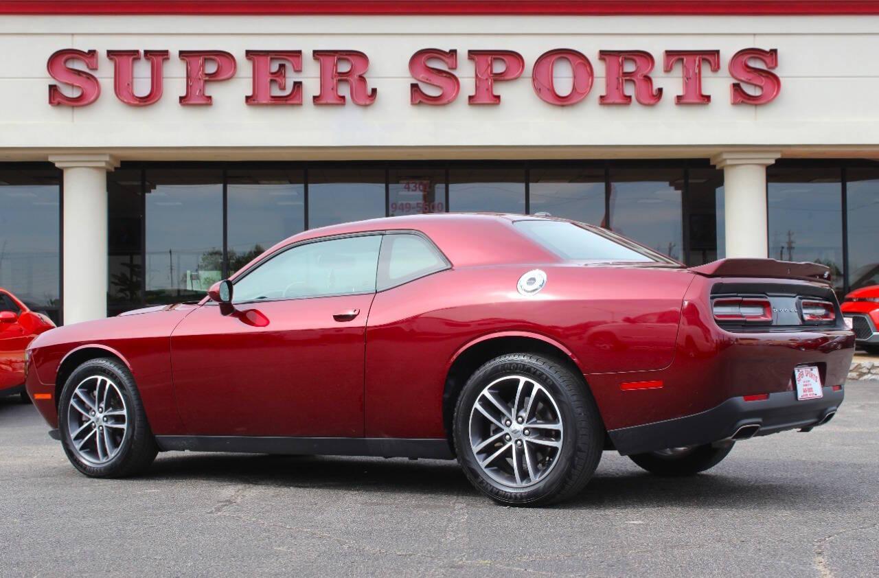 2019 Burgundy Dodge Challenger GT (2C3CDZGG6KH) with an Pentastar 3.6L V6 305hp 268ft. lbs. 3.6L V6 engine, Automatic 8-Speed transmission, located at 4301 NW 39th , Oklahoma City, OK, 73112, (405) 949-5600, 35.512135, -97.598671 - NO DRIVERS LICENCE -NO FULL COVERAGE INSURANCE - NO CREDIT CHECK. COME ON OVER TO SUPERSPORTS, TAKE A LOOK AND TEST DRIVE. PLEASE GIVE US A CALL AT (405) 949-5600. NO LICENCIA DE CONDUCIR - NO SEGURO DE COBERTURA TOTAL - NO VERIFICACION DE CREDITO. VISITENOS EN SUPERSPORTS, MIRE NUESTRO - Photo#4