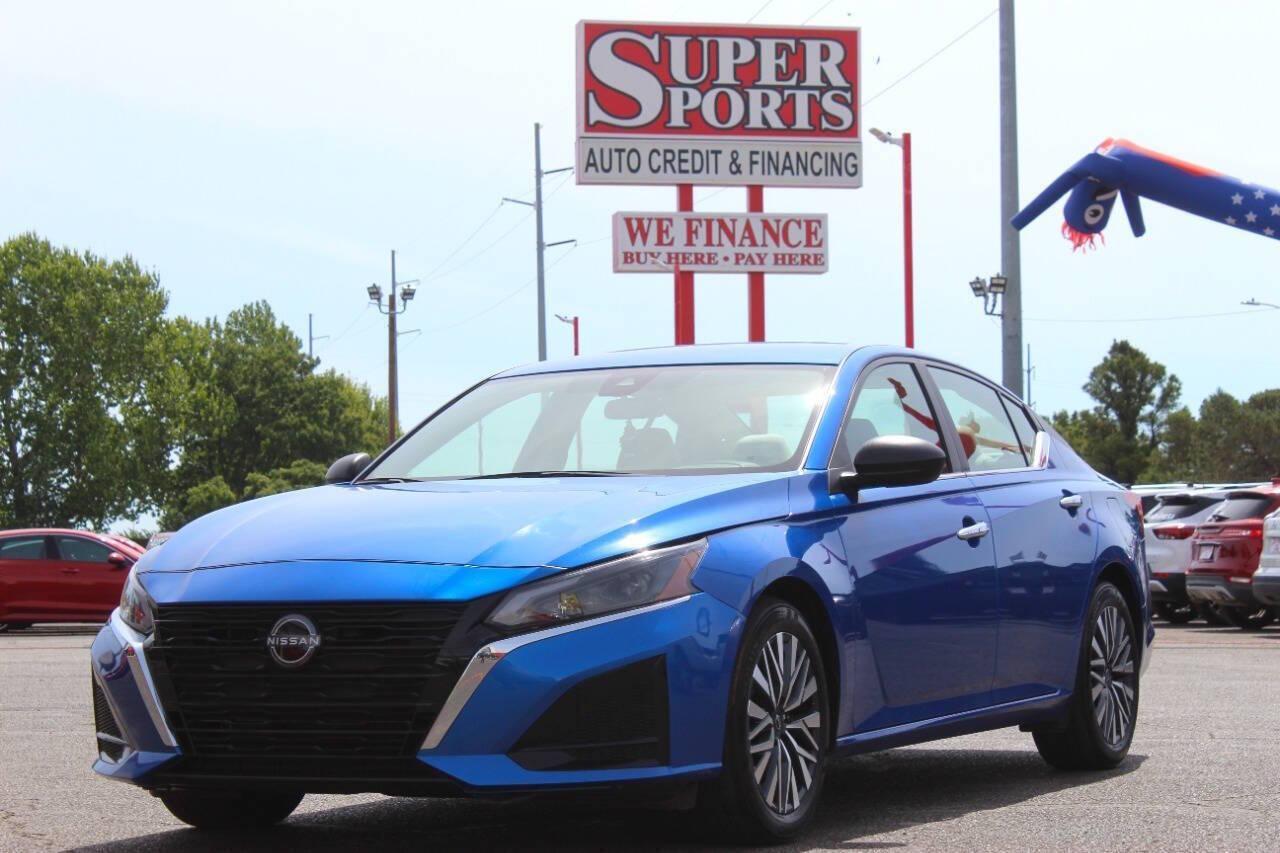 2025 Blue Nissan Altima 2.5 SV (1N4BL4DVXSN) with an 2.5L I4 188hp 180ft. lbs. 2.5L I4 engine, CVT transmission, located at 4301 NW 39th , Oklahoma City, OK, 73112, (405) 949-5600, 35.512135, -97.598671 - NO DRIVERS LICENCE -NO FULL COVERAGE INSURANCE - NO CREDIT CHECK. COME ON OVER TO SUPERSPORTS, TAKE A LOOK AND TEST DRIVE. PLEASE GIVE US A CALL AT (405) 949-5600. NO LICENCIA DE CONDUCIR - NO SEGURO DE COBERTURA TOTAL - NO VERIFICACION DE CREDITO. VISITENOS EN SUPERSPORTS, MIRE NUESTRO - Photo#6