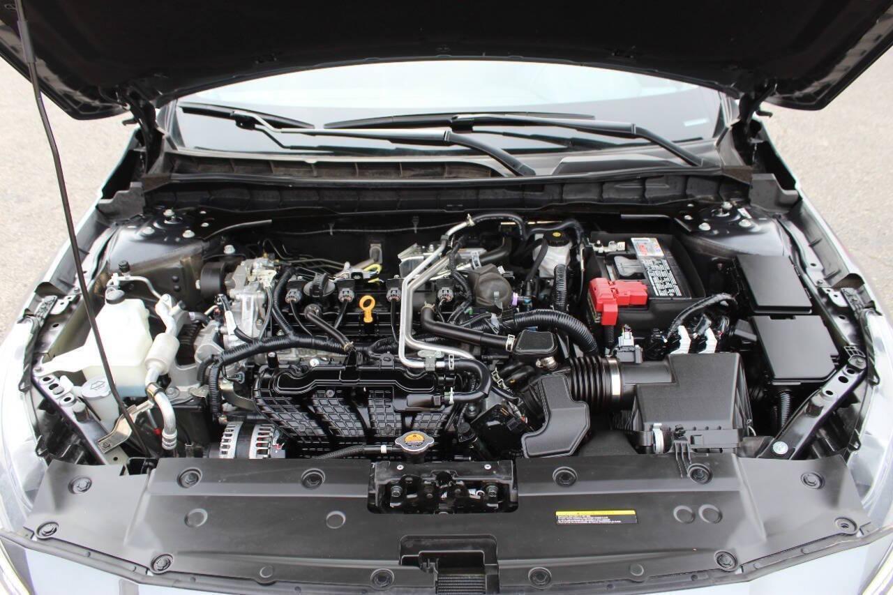 2025 Gray Nissan Altima 2.5 SV (1N4BL4DVXSN) with an 2.5L I4 188hp 180ft. lbs. 2.5L I4 engine, CVT transmission, located at 4301 NW 39th , Oklahoma City, OK, 73112, (405) 949-5600, 35.512135, -97.598671 - NO DRIVERS LICENCE -NO FULL COVERAGE INSURANCE - NO CREDIT CHECK. COME ON OVER TO SUPERSPORTS, TAKE A LOOK AND TEST DRIVE. PLEASE GIVE US A CALL AT (405) 949-5600. NO LICENCIA DE CONDUCIR - NO SEGURO DE COBERTURA TOTAL - NO VERIFICACION DE CREDITO. VISITENOS EN SUPERSPORTS, MIRE NUESTRO - Photo#7