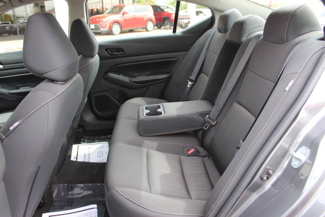 2025 Gray Nissan Altima 2.5 SV (1N4BL4DVXSN) with an 2.5L I4 188hp 180ft. lbs. 2.5L I4 engine, CVT transmission, located at 4301 NW 39th , Oklahoma City, OK, 73112, (405) 949-5600, 35.512135, -97.598671 - NO DRIVERS LICENCE -NO FULL COVERAGE INSURANCE - NO CREDIT CHECK. COME ON OVER TO SUPERSPORTS, TAKE A LOOK AND TEST DRIVE. PLEASE GIVE US A CALL AT (405) 949-5600. NO LICENCIA DE CONDUCIR - NO SEGURO DE COBERTURA TOTAL - NO VERIFICACION DE CREDITO. VISITENOS EN SUPERSPORTS, MIRE NUESTRO - Photo#14