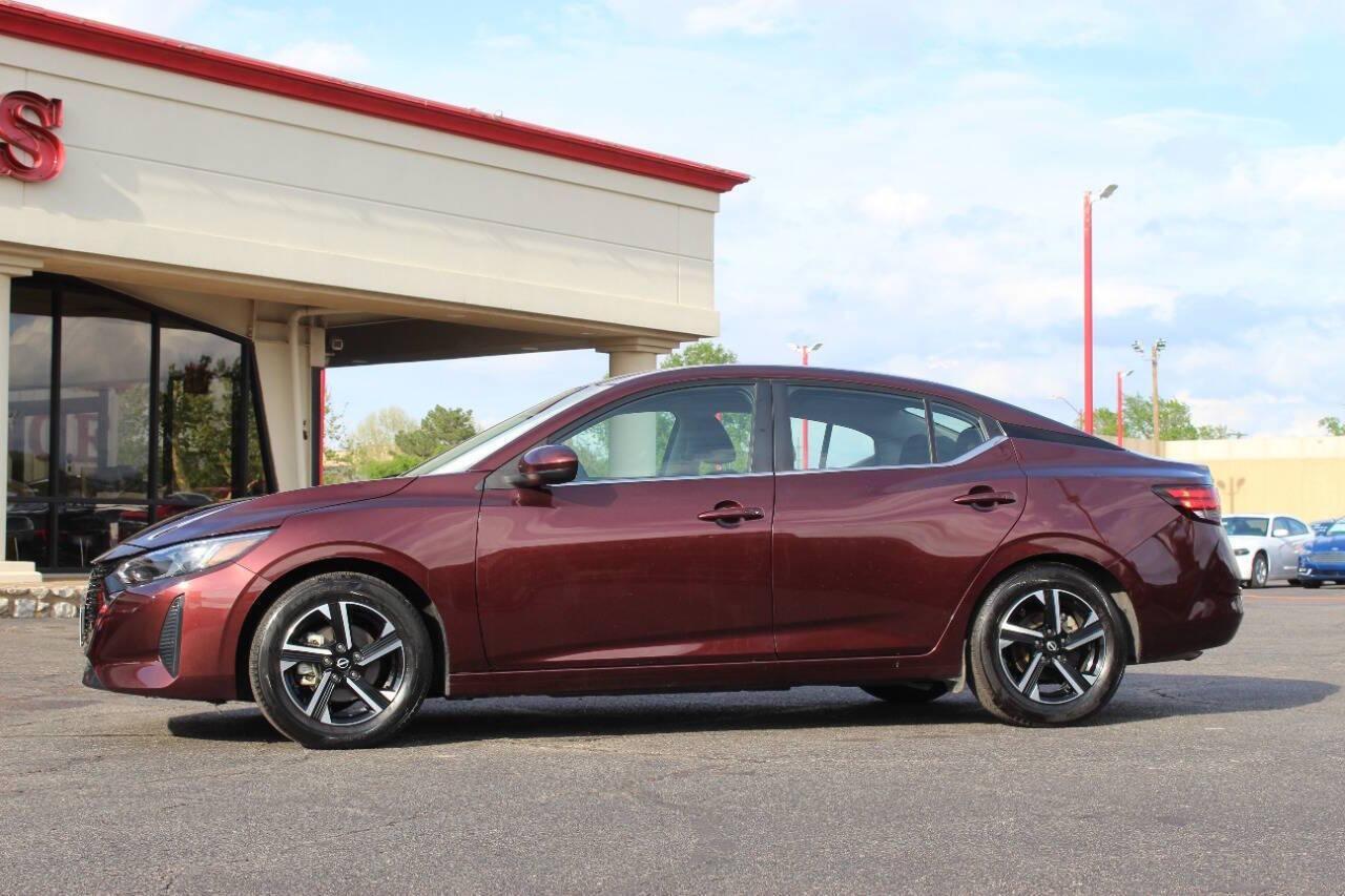 2025 Burgundy Nissan Sentra SV (3N1AB8CV3SY) with an 2.0L I4 149hp 146ft. lbs. 2.0L I4 engine, CVT transmission, located at 4301 NW 39th , Oklahoma City, OK, 73112, (405) 949-5600, 35.512135, -97.598671 - NO DRIVERS LICENCE -NO FULL COVERAGE INSURANCE - NO CREDIT CHECK. COME ON OVER TO SUPERSPORTS, TAKE A LOOK AND TEST DRIVE. PLEASE GIVE US A CALL AT (405) 949-5600. NO LICENCIA DE CONDUCIR - NO SEGURO DE COBERTURA TOTAL - NO VERIFICACION DE CREDITO. VISITENOS EN SUPERSPORTS, MIRE NUESTRO - Photo#5