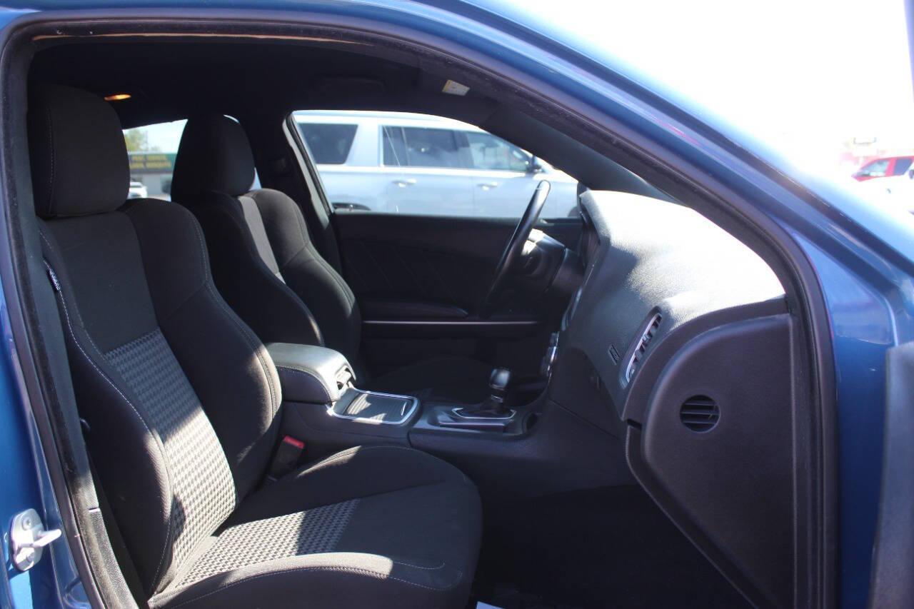 2023 Blue Dodge Charger GT (2C3CDXHG7PH) with an Pentastar 3.6L V6 300hp 264ft. lbs. 3.6L V6 engine, Automatic 8-Speed transmission, located at 4301 NW 39th , Oklahoma City, OK, 73112, (405) 949-5600, 35.512135, -97.598671 - NO DRIVERS LICENCE -NO FULL COVERAGE INSURANCE - NO CREDIT CHECK. COME ON OVER TO SUPERSPORTS, TAKE A LOOK AND TEST DRIVE. PLEASE GIVE US A CALL AT (405) 949-5600. NO LICENCIA DE CONDUCIR - NO SEGURO DE COBERTURA TOTAL - NO VERIFICACION DE CREDITO. VISITENOS EN SUPERSPORTS, MIRE NUESTRO - Photo#8