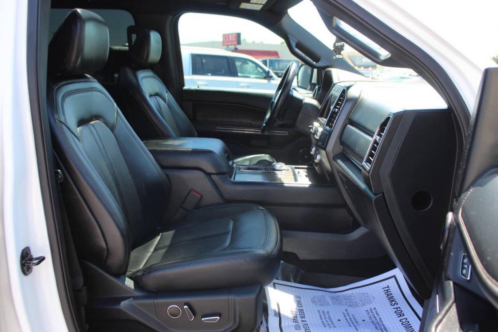 2021 White Ford Expedition (1FMJU1KT9ME) with an EcoBoost 3.5L Twin Turbo V6 375hp 470ft. lbs. 3.5L V6 engine, Automatic 10-Speed transmission, located at 4301 NW 39th , Oklahoma City, OK, 73112, (405) 949-5600, 35.512135, -97.598671- Photo#7