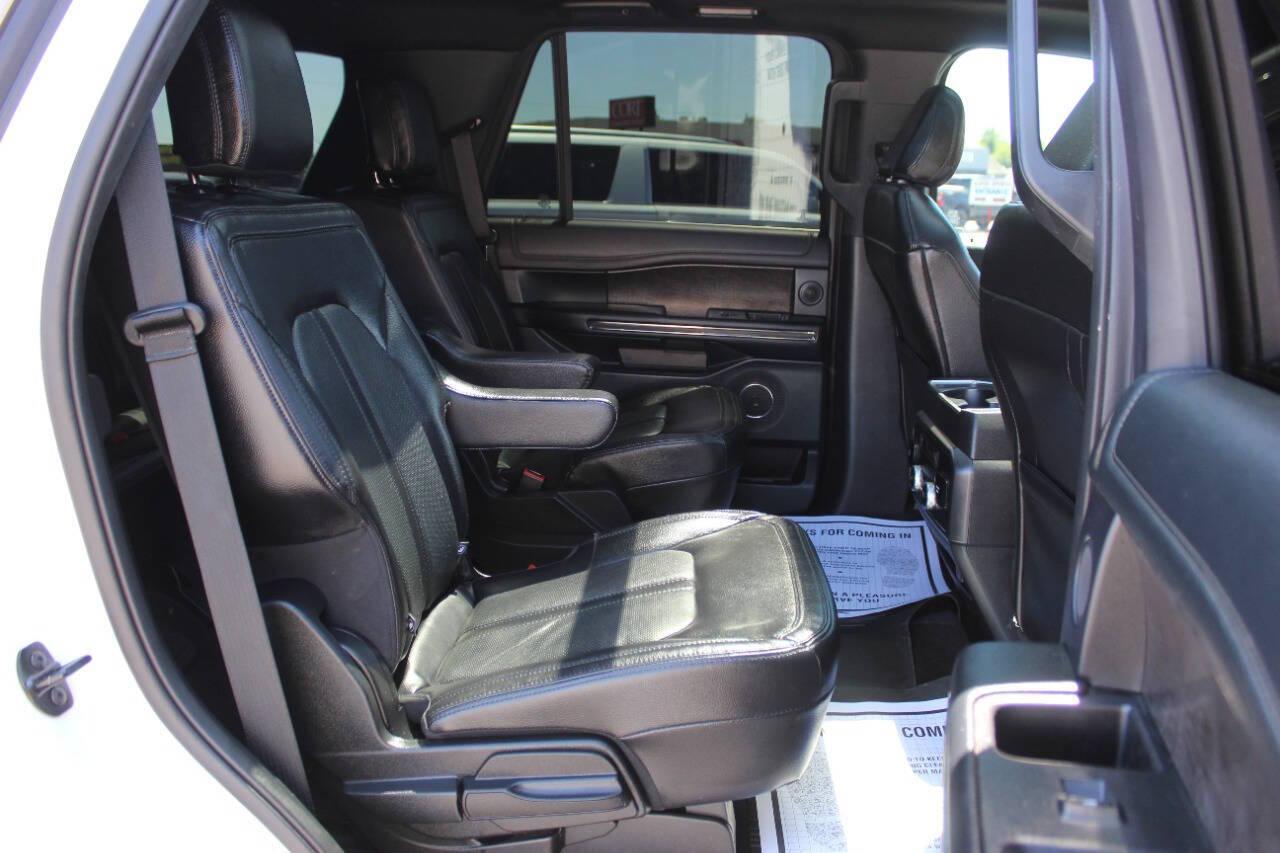 2021 White Ford Expedition (1FMJU1KT9ME) with an EcoBoost 3.5L Twin Turbo V6 375hp 470ft. lbs. 3.5L V6 engine, Automatic 10-Speed transmission, located at 4301 NW 39th , Oklahoma City, OK, 73112, (405) 949-5600, 35.512135, -97.598671 - NO DRIVERS LICENCE -NO FULL COVERAGE INSURANCE - NO CREDIT CHECK. COME ON OVER TO SUPERSPORTS, TAKE A LOOK AND TEST DRIVE. PLEASE GIVE US A CALL AT (405) 949-5600. NO LICENCIA DE CONDUCIR - NO SEGURO DE COBERTURA TOTAL - NO VERIFICACION DE CREDITO. VISITENOS EN SUPERSPORTS, MIRE NUESTRO - Photo#9