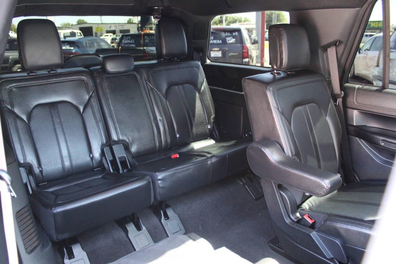 2021 White Ford Expedition (1FMJU1KT9ME) with an EcoBoost 3.5L Twin Turbo V6 375hp 470ft. lbs. 3.5L V6 engine, Automatic 10-Speed transmission, located at 4301 NW 39th , Oklahoma City, OK, 73112, (405) 949-5600, 35.512135, -97.598671 - NO DRIVERS LICENCE -NO FULL COVERAGE INSURANCE - NO CREDIT CHECK. COME ON OVER TO SUPERSPORTS, TAKE A LOOK AND TEST DRIVE. PLEASE GIVE US A CALL AT (405) 949-5600. NO LICENCIA DE CONDUCIR - NO SEGURO DE COBERTURA TOTAL - NO VERIFICACION DE CREDITO. VISITENOS EN SUPERSPORTS, MIRE NUESTRO - Photo#11