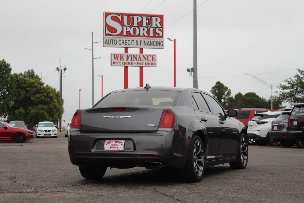 2017 Gray Chrysler 300 S V6 RWD (2C3CCABG2HH) with an Pentastar 3.6L V6 300hp 264ft. lbs. 3.6L V6 engine, Automatic 8-Speed transmission, located at 4301 NW 39th , Oklahoma City, OK, 73112, (405) 949-5600, 35.512135, -97.598671 - NO DRIVERS LICENCE -NO FULL COVERAGE INSURANCE - NO CREDIT CHECK. COME ON OVER TO SUPERSPORTS, TAKE A LOOK AND TEST DRIVE. PLEASE GIVE US A CALL AT (405) 949-5600. NO LICENCIA DE CONDUCIR - NO SEGURO DE COBERTURA TOTAL - NO VERIFICACION DE CREDITO. VISITENOS EN SUPERSPORTS, MIRE NUESTRO - Photo#3
