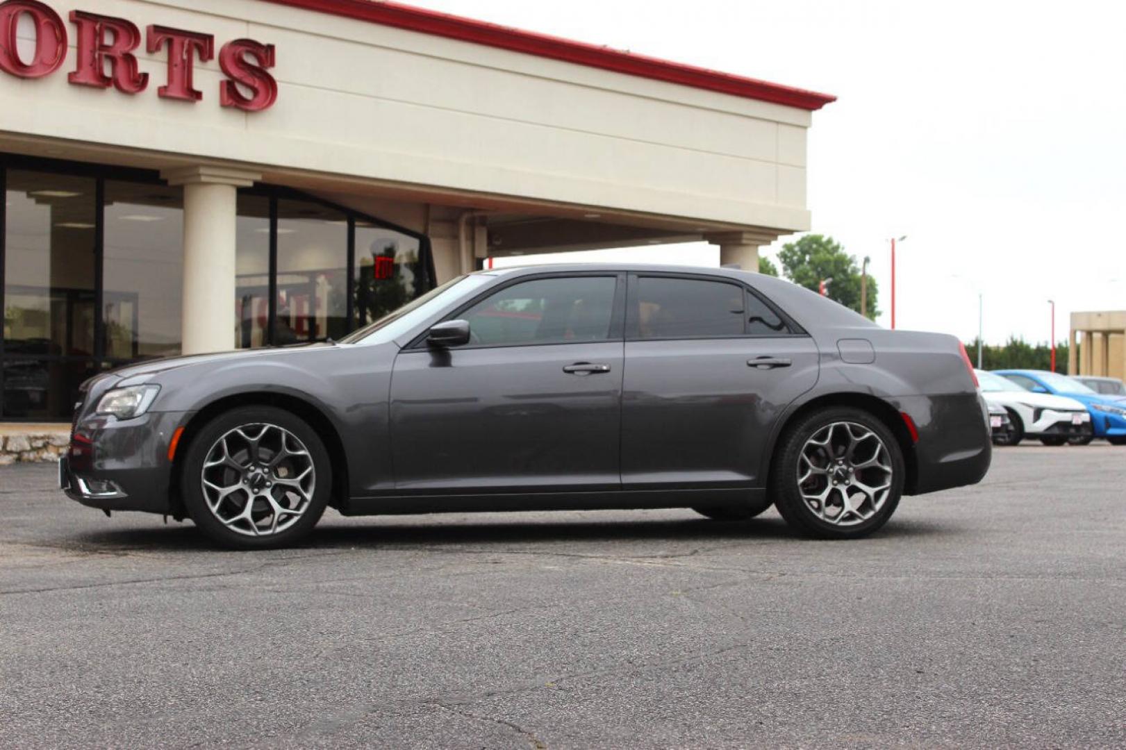 2017 Gray Chrysler 300 S V6 RWD (2C3CCABG2HH) with an Pentastar 3.6L V6 300hp 264ft. lbs. 3.6L V6 engine, Automatic 8-Speed transmission, located at 4301 NW 39th , Oklahoma City, OK, 73112, (405) 949-5600, 35.512135, -97.598671- Photo#5