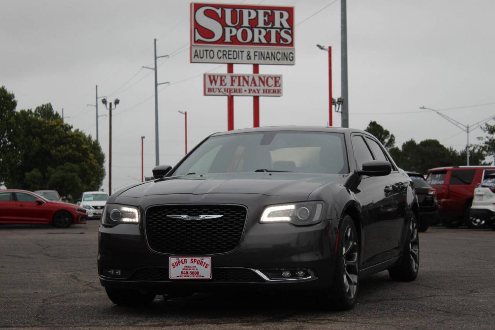 2017 Gray Chrysler 300 S V6 RWD (2C3CCABG2HH) with an Pentastar 3.6L V6 300hp 264ft. lbs. 3.6L V6 engine, Automatic 8-Speed transmission, located at 4301 NW 39th , Oklahoma City, OK, 73112, (405) 949-5600, 35.512135, -97.598671- Photo#6