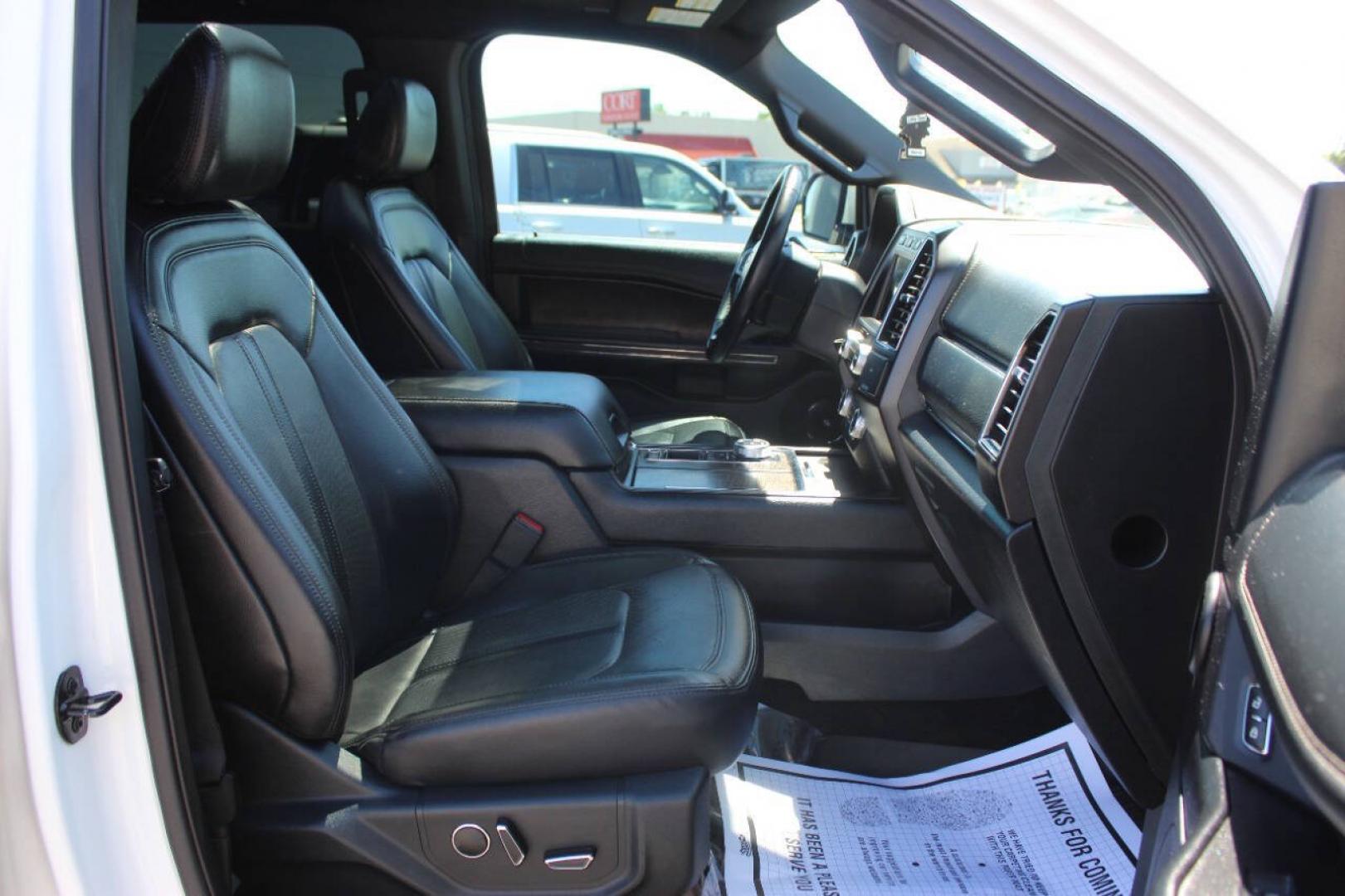 2021 White Ford Expedition Limited (1FMJU1KT9ME) with an EcoBoost 3.5L Twin Turbo V6 375hp 470ft. lbs. 3.5L V6 engine, Automatic 10-Speed transmission, located at 4301 NW 39th , Oklahoma City, OK, 73112, (405) 949-5600, 35.512135, -97.598671- Photo#8
