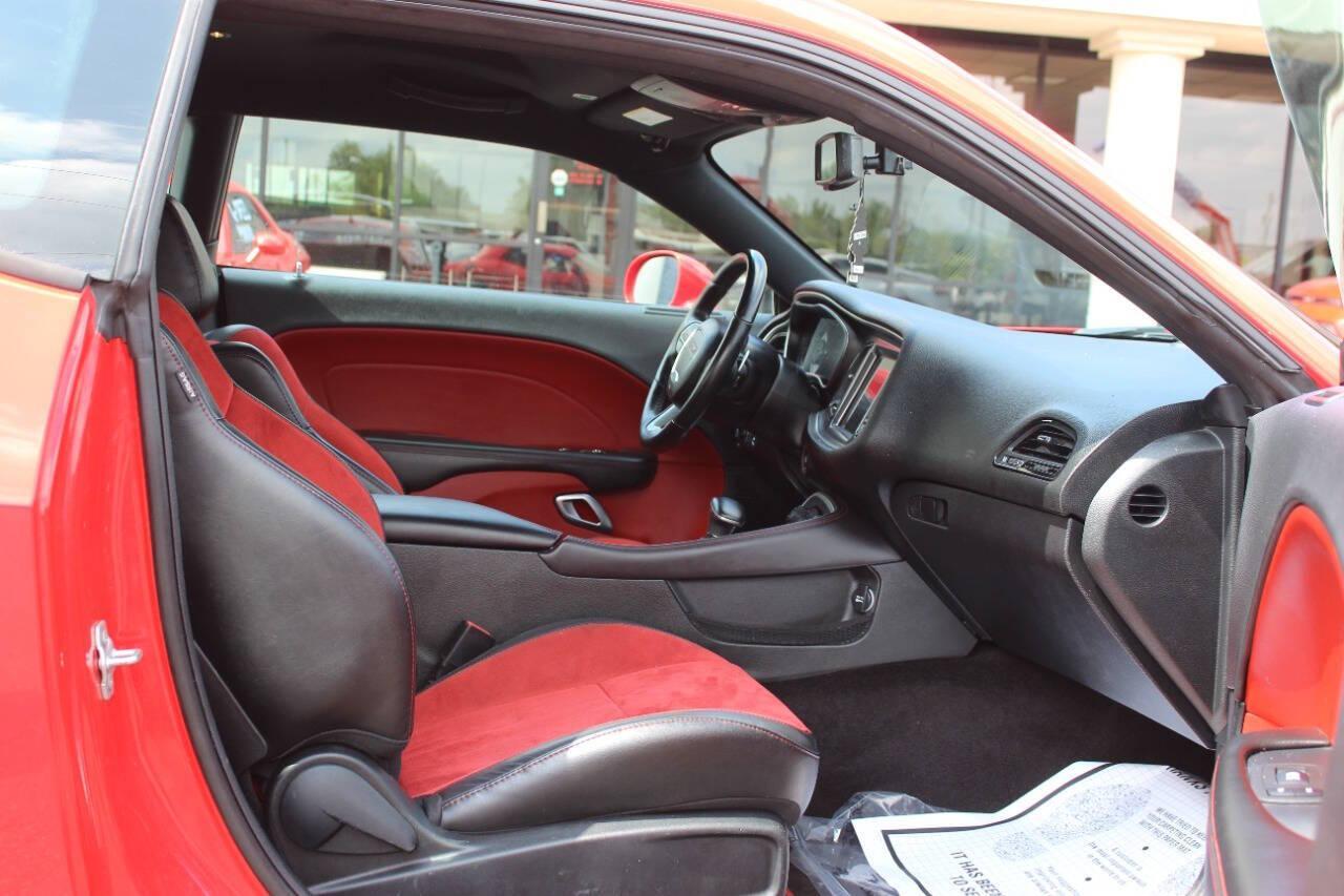 2019 Red Dodge Challenger R/T SCAT Pack (2C3CDZFJ6KH) with an 6.4L V8 6.4L V8 engine, Automatic 8-Speed transmission, located at 4301 NW 39th , Oklahoma City, OK, 73112, (405) 949-5600, 35.512135, -97.598671 - NO DRIVERS LICENCE -NO FULL COVERAGE INSURANCE - NO CREDIT CHECK. COME ON OVER TO SUPERSPORTS, TAKE A LOOK AND TEST DRIVE. PLEASE GIVE US A CALL AT (405) 949-5600. NO LICENCIA DE CONDUCIR - NO SEGURO DE COBERTURA TOTAL - NO VERIFICACION DE CREDITO. VISITENOS EN SUPERSPORTS, MIRE NUE - Photo#8