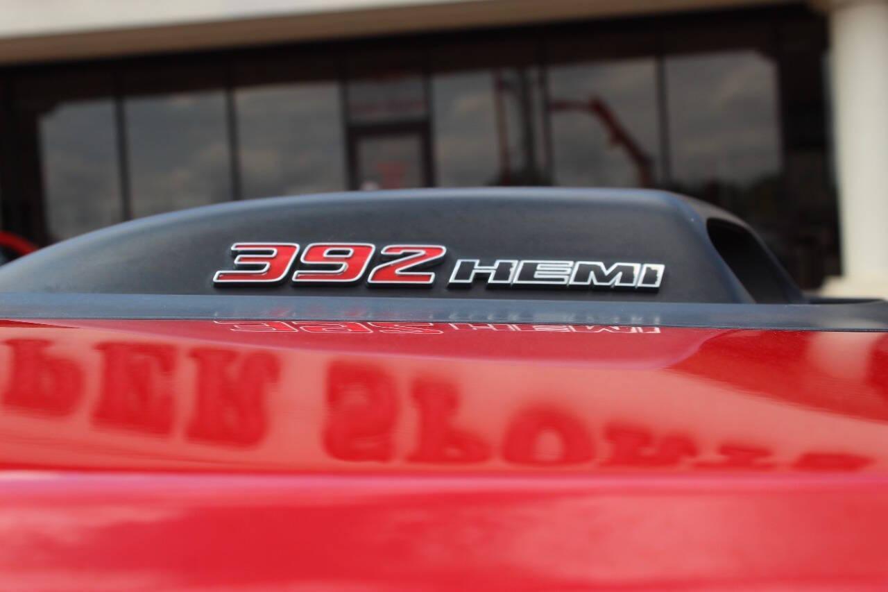 2019 Red Dodge Challenger R/T SCAT Pack (2C3CDZFJ6KH) with an 6.4L V8 6.4L V8 engine, Automatic 8-Speed transmission, located at 4301 NW 39th , Oklahoma City, OK, 73112, (405) 949-5600, 35.512135, -97.598671 - NO DRIVERS LICENCE -NO FULL COVERAGE INSURANCE - NO CREDIT CHECK. COME ON OVER TO SUPERSPORTS, TAKE A LOOK AND TEST DRIVE. PLEASE GIVE US A CALL AT (405) 949-5600. NO LICENCIA DE CONDUCIR - NO SEGURO DE COBERTURA TOTAL - NO VERIFICACION DE CREDITO. VISITENOS EN SUPERSPORTS, MIRE NUE - Photo#19