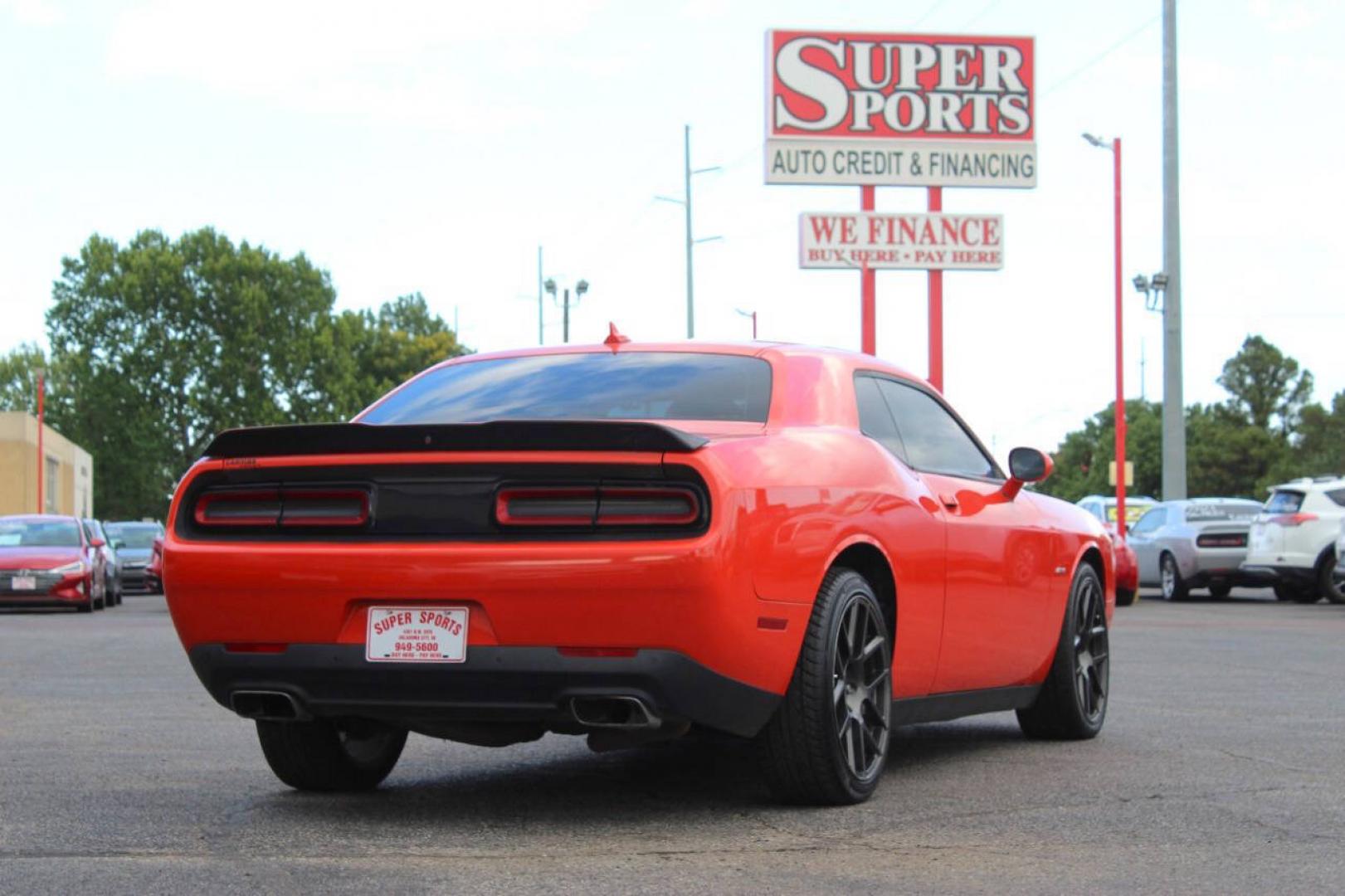 2018 Orange Dodge Challenger R/T Plus (2C3CDZBT2JH) with an 5.7L V8 5.7L V8 engine, Automatic 8-Speed transmission, located at 4301 NW 39th , Oklahoma City, OK, 73112, (405) 949-5600, 35.512135, -97.598671 - Hablamos espanol. SPEND SMART --- BUY FROM SUPER SPORTS. ALL PRICES, DOWN PAYMENTS, PAYMENTS, AND FINANCE TERMS ARE NEGOTIABLE AT THE TIME OF APPROVAL. WE WILL WORK WITH YOU TO FIT YOUR BUDGET. WE WILL EVEN LOWER AND ADJUST THE NUMBERS TO HELP MAKE THE VEHICLE MORE AFFORDABLE FOR YOU.- Photo#3