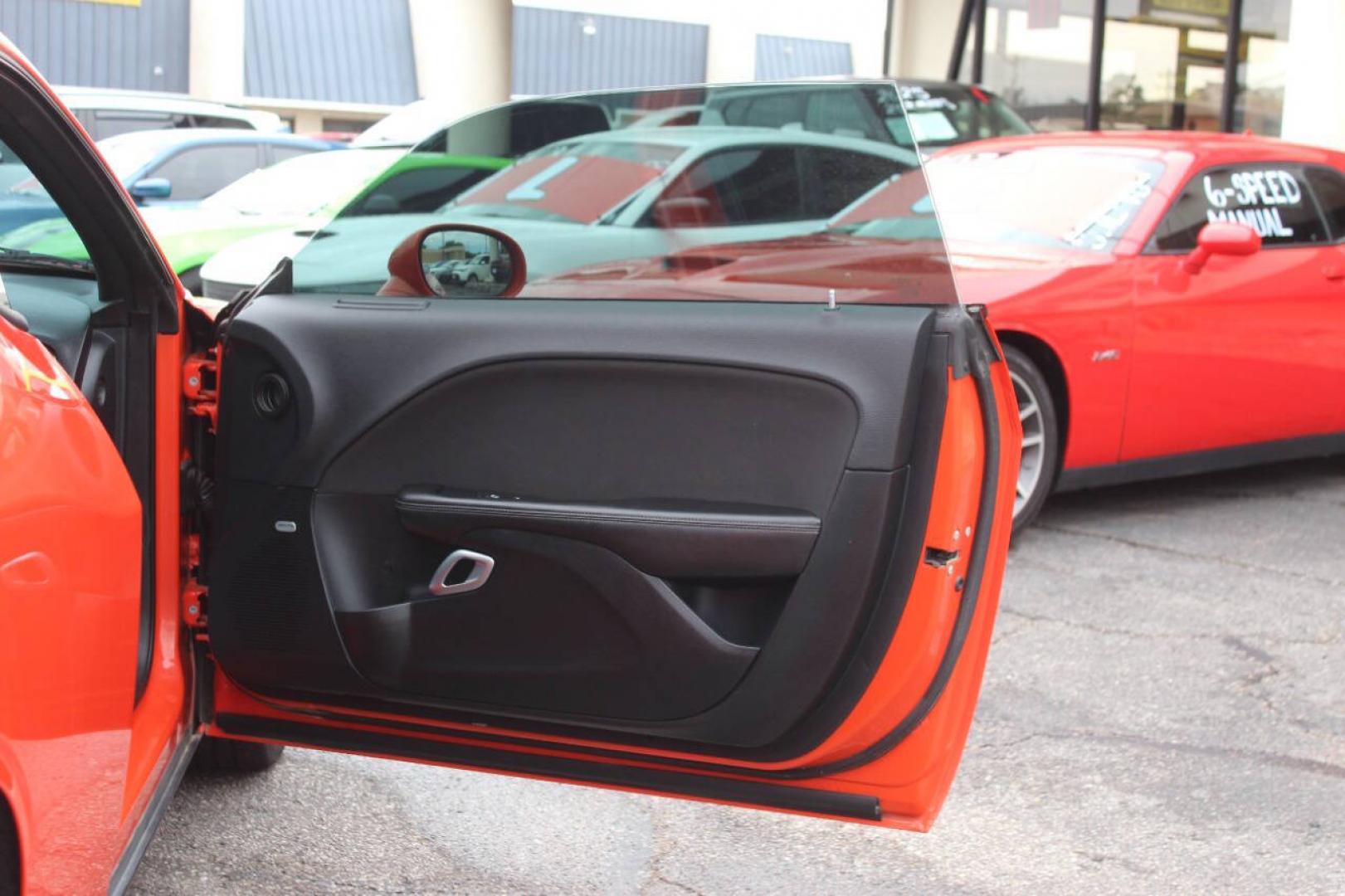 2018 Orange Dodge Challenger R/T Plus (2C3CDZBT2JH) with an 5.7L V8 5.7L V8 engine, Automatic 8-Speed transmission, located at 4301 NW 39th , Oklahoma City, OK, 73112, (405) 949-5600, 35.512135, -97.598671 - Hablamos espanol. SPEND SMART --- BUY FROM SUPER SPORTS. ALL PRICES, DOWN PAYMENTS, PAYMENTS, AND FINANCE TERMS ARE NEGOTIABLE AT THE TIME OF APPROVAL. WE WILL WORK WITH YOU TO FIT YOUR BUDGET. WE WILL EVEN LOWER AND ADJUST THE NUMBERS TO HELP MAKE THE VEHICLE MORE AFFORDABLE FOR YOU.- Photo#9