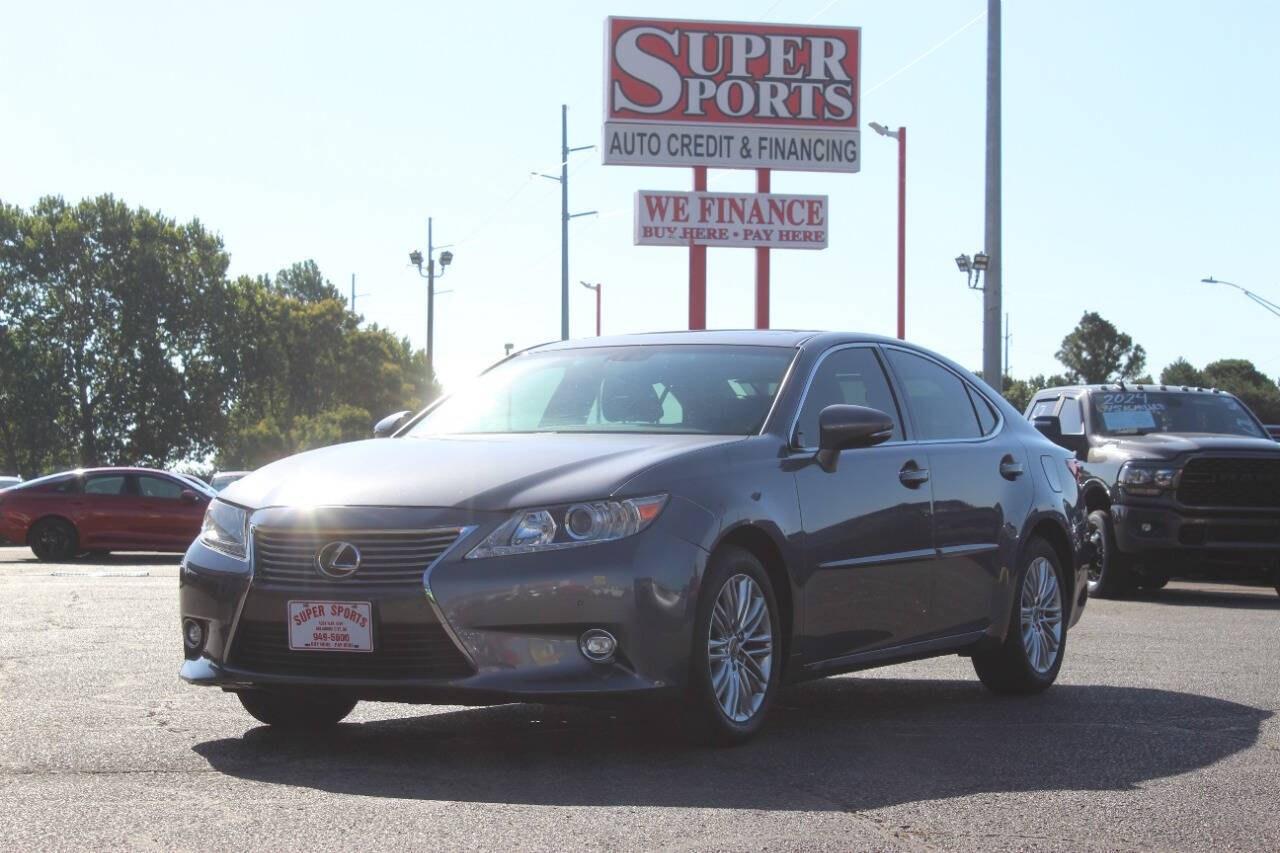 2014 Gray Lexus ES 350 Sedan (JTHBK1GG3E2) with an 3.5L V6 268hp 248ft. lbs. 3.5L V6 engine, Automatic 6-Speed transmission, located at 4301 NW 39th , Oklahoma City, OK, 73112, (405) 949-5600, 35.512135, -97.598671 - NO DRIVERS LICENCE -NO FULL COVERAGE INSURANCE - NO CREDIT CHECK. COME ON OVER TO SUPERSPORTS, TAKE A LOOK AND TEST DRIVE. PLEASE GIVE US A CALL AT (405) 949-5600. NO LICENCIA DE CONDUCIR - NO SEGURO DE COBERTURA TOTAL - NO VERIFICACION DE CREDITO. VISITENOS EN SUPERSPORTS, MIRE NUESTRO - Photo#6