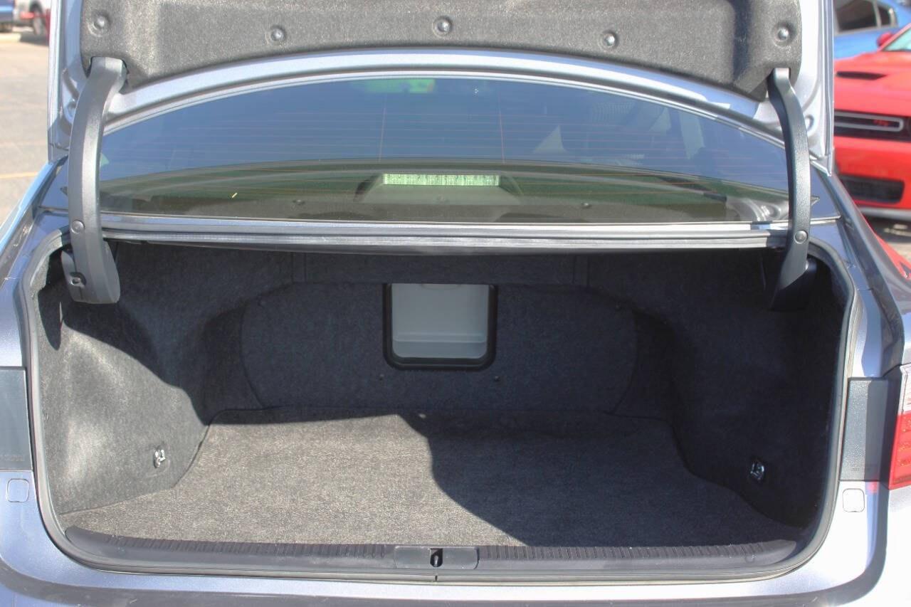 2014 Gray Lexus ES 350 Sedan (JTHBK1GG3E2) with an 3.5L V6 268hp 248ft. lbs. 3.5L V6 engine, Automatic 6-Speed transmission, located at 4301 NW 39th , Oklahoma City, OK, 73112, (405) 949-5600, 35.512135, -97.598671 - NO DRIVERS LICENCE -NO FULL COVERAGE INSURANCE - NO CREDIT CHECK. COME ON OVER TO SUPERSPORTS, TAKE A LOOK AND TEST DRIVE. PLEASE GIVE US A CALL AT (405) 949-5600. NO LICENCIA DE CONDUCIR - NO SEGURO DE COBERTURA TOTAL - NO VERIFICACION DE CREDITO. VISITENOS EN SUPERSPORTS, MIRE NUESTRO - Photo#12