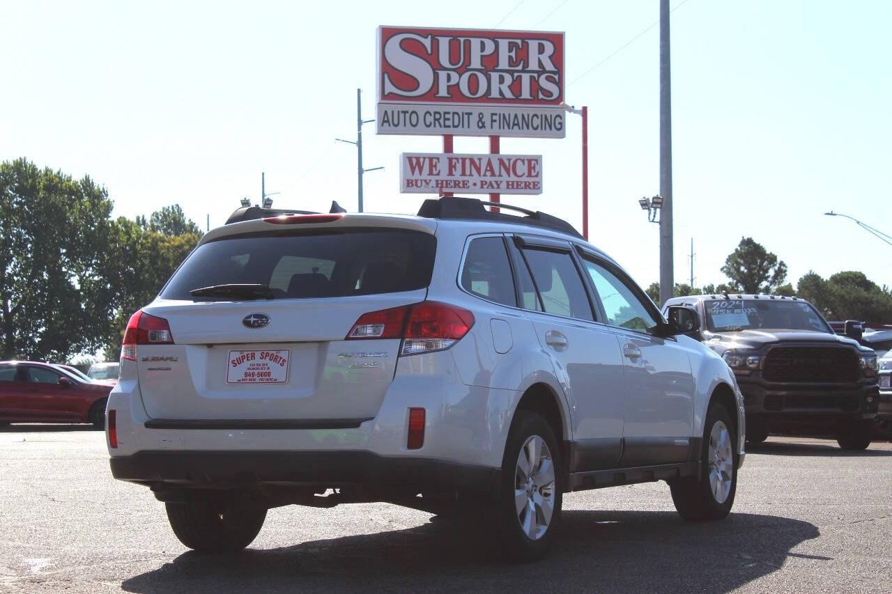 2012 White Subaru Outback 2.5i Limited (4S4BRBLC5C3) with an 2.5L H4 170hp 170ft. lbs. PZEV 2.5L H4 engine, CVT transmission, located at 4301 NW 39th , Oklahoma City, OK, 73112, (405) 949-5600, 35.512135, -97.598671 - NO DRIVERS LICENCE -NO FULL COVERAGE INSURANCE - NO CREDIT CHECK. COME ON OVER TO SUPERSPORTS, TAKE A LOOK AND TEST DRIVE. PLEASE GIVE US A CALL AT (405) 949-5600. NO LICENCIA DE CONDUCIR - NO SEGURO DE COBERTURA TOTAL - NO VERIFICACION DE CREDITO. VISITENOS EN SUPERSPORTS, MIRE NUESTRO - Photo#3