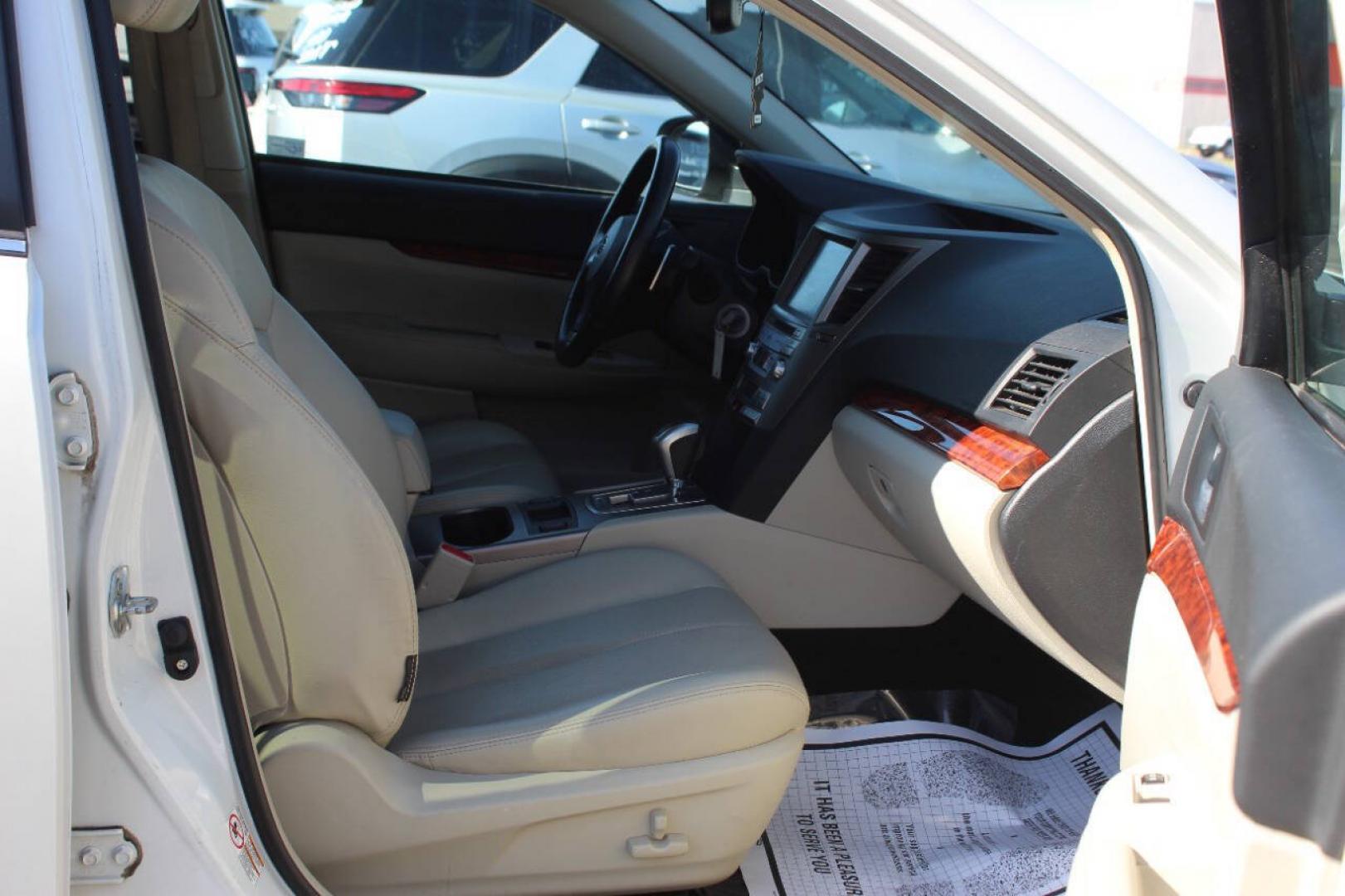 2012 White Subaru Outback 2.5i Limited (4S4BRBLC5C3) with an 2.5L H4 170hp 170ft. lbs. PZEV 2.5L H4 engine, CVT transmission, located at 4301 NW 39th , Oklahoma City, OK, 73112, (405) 949-5600, 35.512135, -97.598671 - Hablamos espanol. SPEND SMART --- BUY FROM SUPER SPORTS. ALL PRICES, DOWN PAYMENTS, PAYMENTS, AND FINANCE TERMS ARE NEGOTIABLE AT THE TIME OF APPROVAL. WE WILL WORK WITH YOU TO FIT YOUR BUDGET. WE WILL EVEN LOWER AND ADJUST THE NUMBERS TO HELP MAKE THE VEHICLE MORE AFFORDABLE FOR YOU.- Photo#8