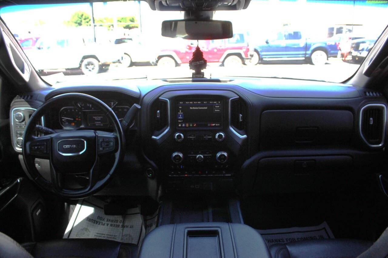 2020 White GMC Sierra 1500 AT4 Crew Cab Short Box 4WD (3GTP9EEL4LG) with an EcoTec3 6.2L V8 420hp 460ft. lbs. 6.2L V8 engine, Automatic 10-Speed transmission, located at 4301 NW 39th , Oklahoma City, OK, 73112, (405) 949-5600, 35.512135, -97.598671 - NO DRIVERS LICENCE -NO FULL COVERAGE INSURANCE - NO CREDIT CHECK. COME ON OVER TO SUPERSPORTS, TAKE A LOOK AND TEST DRIVE. PLEASE GIVE US A CALL AT (405) 949-5600. NO LICENCIA DE CONDUCIR - NO SEGURO DE COBERTURA TOTAL - NO VERIFICACION DE CREDITO. VISITENOS EN SUPERSPORTS, MIRE NUESTRO - Photo#24
