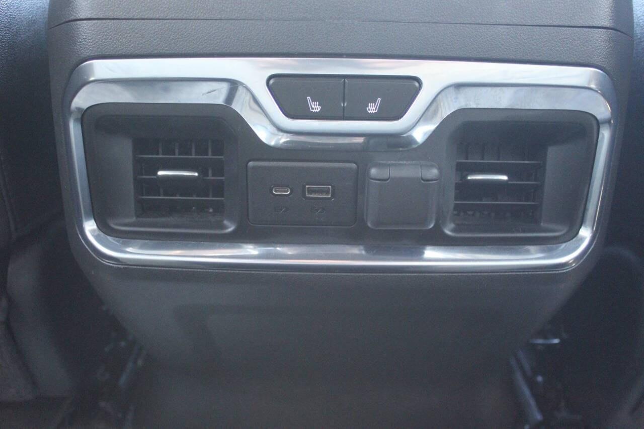 2020 White GMC Sierra 1500 AT4 Crew Cab Short Box 4WD (3GTP9EEL4LG) with an EcoTec3 6.2L V8 420hp 460ft. lbs. 6.2L V8 engine, Automatic 10-Speed transmission, located at 4301 NW 39th , Oklahoma City, OK, 73112, (405) 949-5600, 35.512135, -97.598671 - NO DRIVERS LICENCE -NO FULL COVERAGE INSURANCE - NO CREDIT CHECK. COME ON OVER TO SUPERSPORTS, TAKE A LOOK AND TEST DRIVE. PLEASE GIVE US A CALL AT (405) 949-5600. NO LICENCIA DE CONDUCIR - NO SEGURO DE COBERTURA TOTAL - NO VERIFICACION DE CREDITO. VISITENOS EN SUPERSPORTS, MIRE NUESTRO - Photo#25