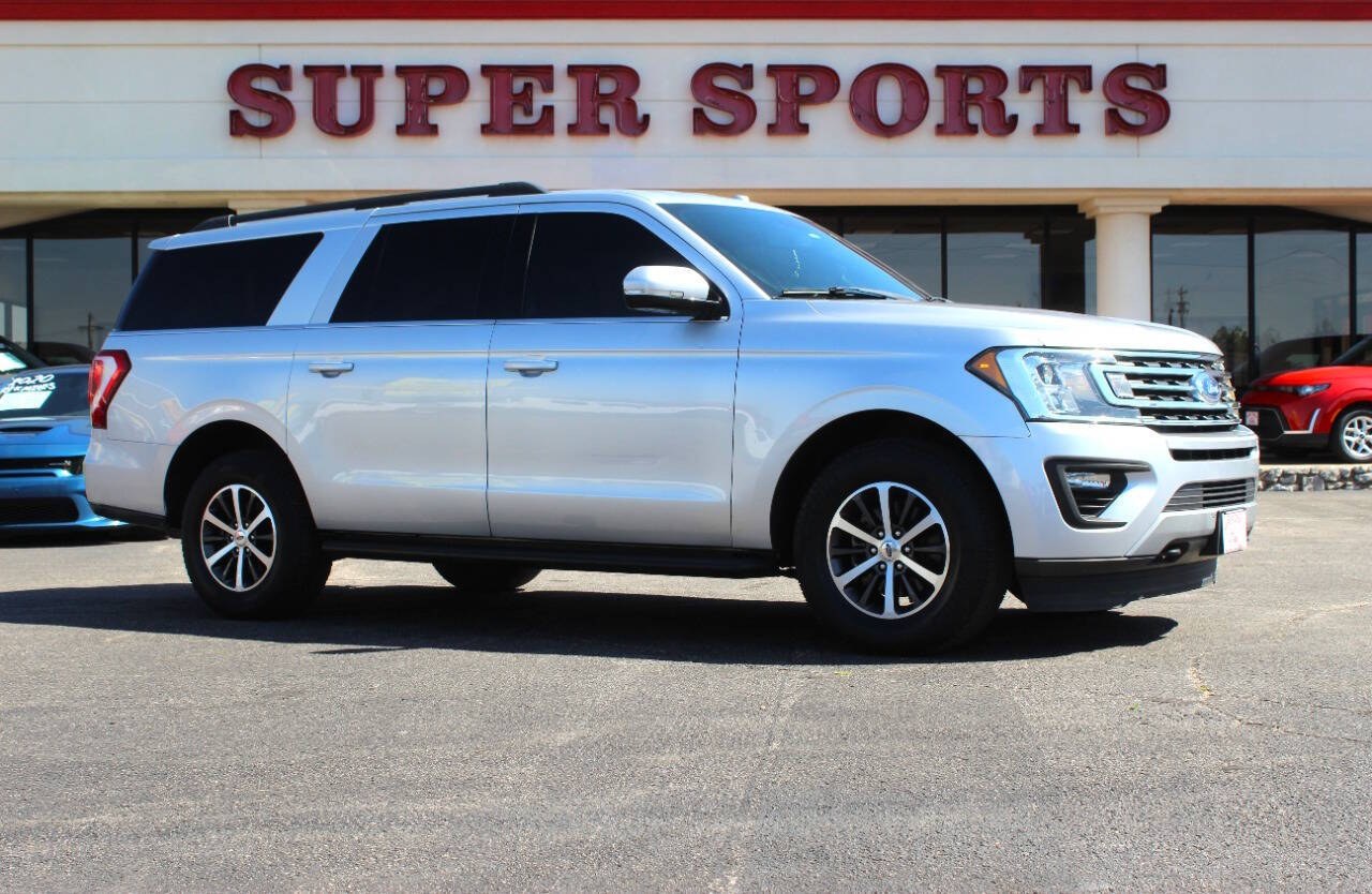 photo of 2019 Ford Expedition MAX XLT 4x4 4dr SUV