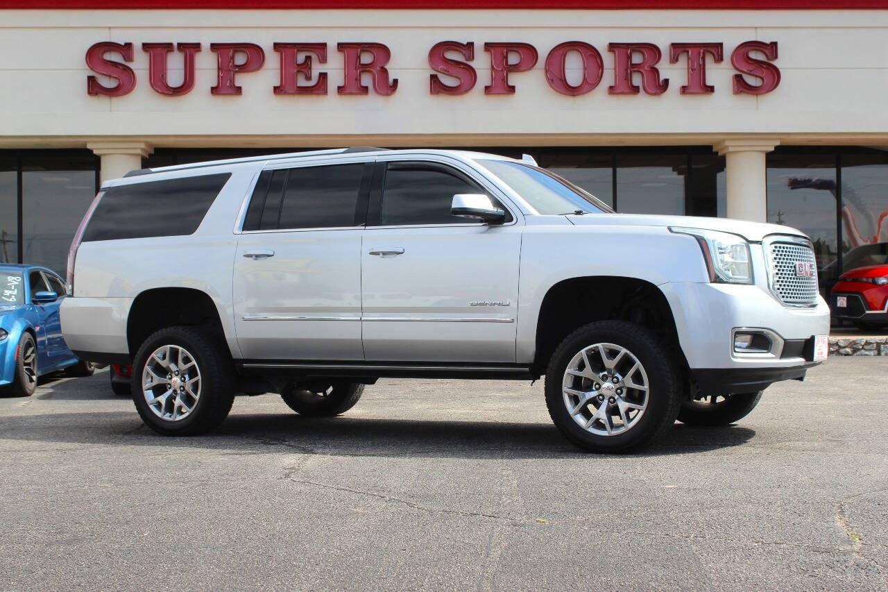 2017 Silver GMC Yukon XL Denali 4WD (1GKS2HKJXHR) with an EcoTec3 6.2L V8 420hp 460ft. lbs. 6.2L V8 engine, Automatic 8-Speed transmission, located at 4301 NW 39th , Oklahoma City, OK, 73112, (405) 949-5600, 35.512135, -97.598671 - Hablamos espaol. SPEND SMART --- BUY FROM SUPER SPORTS. ASKING WHOLESALE CASH PRICE: $__,___ (CASH ONLY) PLUS $100 PROCESSING FEE. ALL PRICES, DOWN PAYMENTS, PAYMENTS, AND FINANCE TERMS ARE NEGOTIABLE AT THE TIME OF APPROVAL. WE WILL WORK WITH YOU TO FIT YOUR BUDGET. WE WILL EVEN LOW- Photo#0