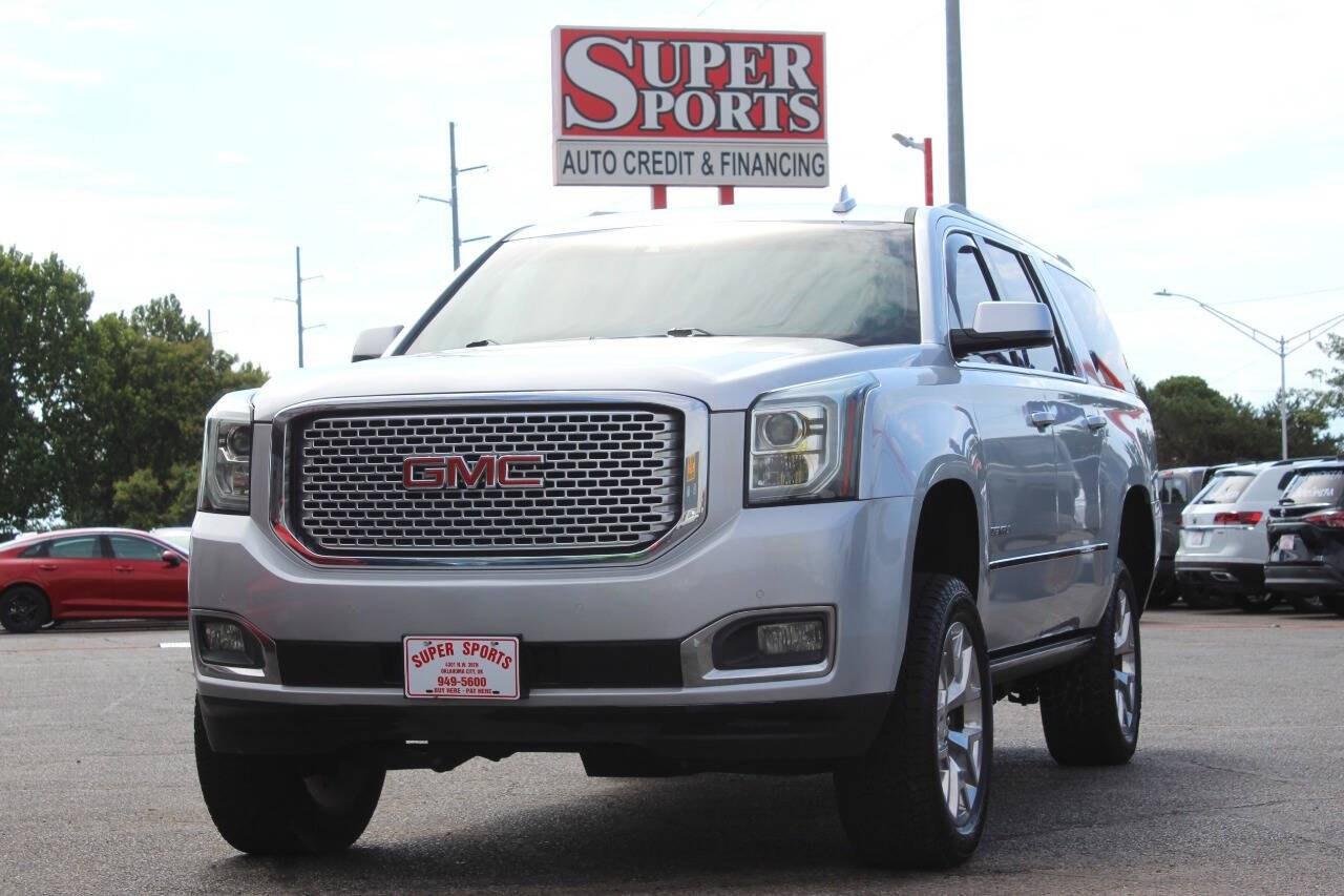 2017 Silver GMC Yukon XL Denali 4WD (1GKS2HKJXHR) with an EcoTec3 6.2L V8 420hp 460ft. lbs. 6.2L V8 engine, Automatic 8-Speed transmission, located at 4301 NW 39th , Oklahoma City, OK, 73112, (405) 949-5600, 35.512135, -97.598671 - Hablamos espaol. SPEND SMART --- BUY FROM SUPER SPORTS. ASKING WHOLESALE CASH PRICE: $__,___ (CASH ONLY) PLUS $100 PROCESSING FEE. ALL PRICES, DOWN PAYMENTS, PAYMENTS, AND FINANCE TERMS ARE NEGOTIABLE AT THE TIME OF APPROVAL. WE WILL WORK WITH YOU TO FIT YOUR BUDGET. WE WILL EVEN LOW- Photo#6