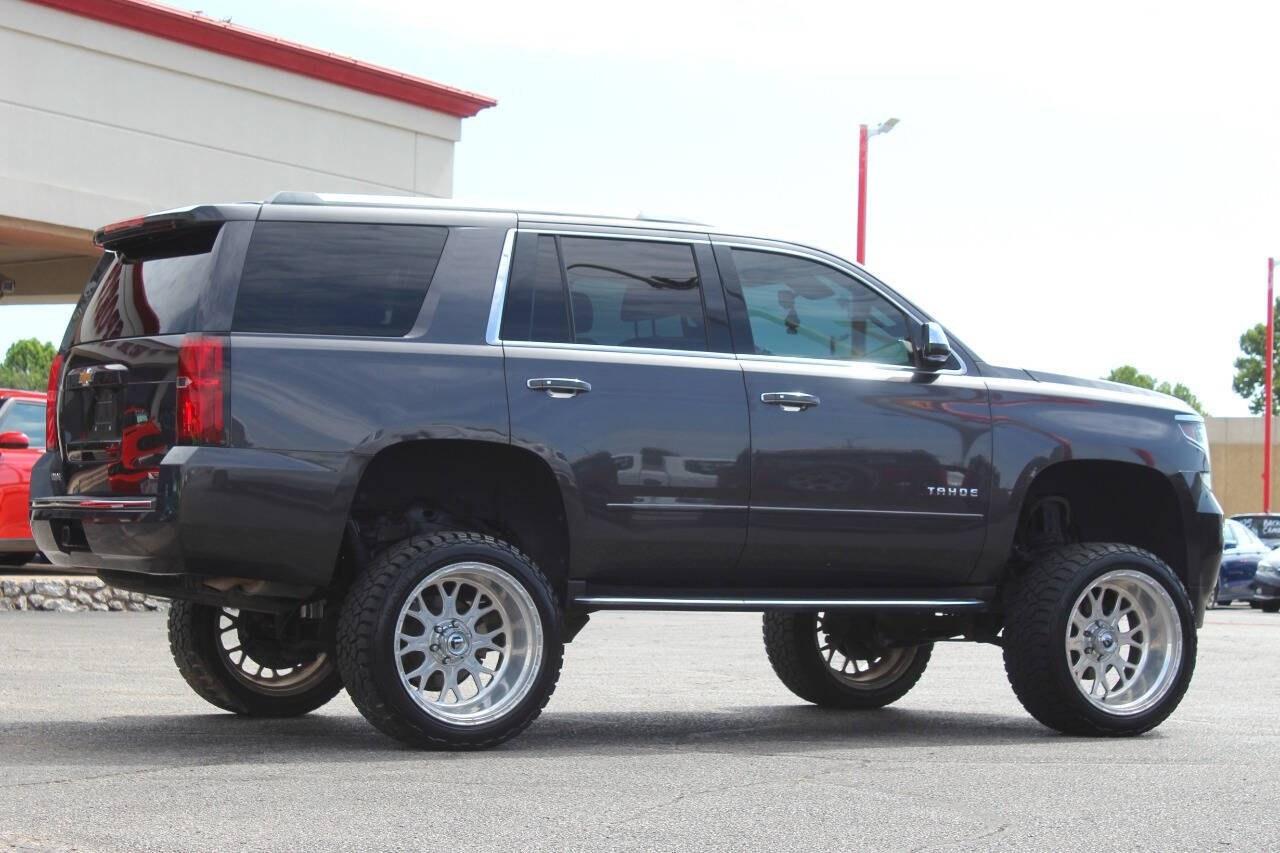2018 Gray Chevrolet Tahoe Premier 2WD (1GNSCCKC5JR) with an EcoTec3 5.3L V8 355hp 383ft. lbs. 5.3L V8 engine, Automatic 6-Speed transmission, located at 4301 NW 39th , Oklahoma City, OK, 73112, (405) 949-5600, 35.512135, -97.598671 - Hablamos espaol. SPEND SMART --- BUY FROM SUPER SPORTS. ASKING WHOLESALE CASH PRICE: $__,___ (CASH ONLY) PLUS $100 PROCESSING FEE. ALL PRICES, DOWN PAYMENTS, PAYMENTS, AND FINANCE TERMS ARE NEGOTIABLE AT THE TIME OF APPROVAL. WE WILL WORK WITH YOU TO FIT YOUR BUDGET. WE WILL EVEN LOW- Photo#2