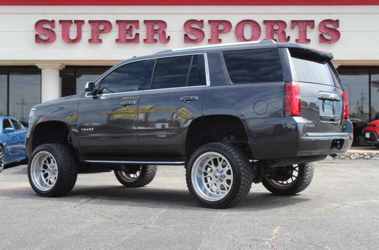 2018 Gray Chevrolet Tahoe Premier 2WD (1GNSCCKC5JR) with an EcoTec3 5.3L V8 355hp 383ft. lbs. 5.3L V8 engine, Automatic 6-Speed transmission, located at 4301 NW 39th , Oklahoma City, OK, 73112, (405) 949-5600, 35.512135, -97.598671 - Hablamos espaol. SPEND SMART --- BUY FROM SUPER SPORTS. ASKING WHOLESALE CASH PRICE: $__,___ (CASH ONLY) PLUS $100 PROCESSING FEE. ALL PRICES, DOWN PAYMENTS, PAYMENTS, AND FINANCE TERMS ARE NEGOTIABLE AT THE TIME OF APPROVAL. WE WILL WORK WITH YOU TO FIT YOUR BUDGET. WE WILL EVEN LOW- Photo#4