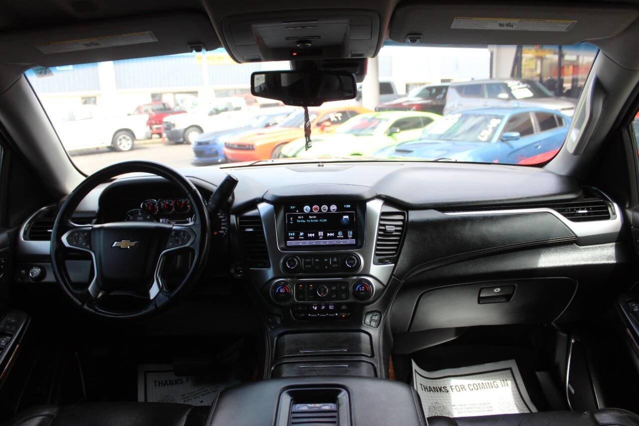 2018 Gray Chevrolet Tahoe Premier 2WD (1GNSCCKC5JR) with an EcoTec3 5.3L V8 355hp 383ft. lbs. 5.3L V8 engine, Automatic 6-Speed transmission, located at 4301 NW 39th , Oklahoma City, OK, 73112, (405) 949-5600, 35.512135, -97.598671 - Hablamos espaol. SPEND SMART --- BUY FROM SUPER SPORTS. ASKING WHOLESALE CASH PRICE: $__,___ (CASH ONLY) PLUS $100 PROCESSING FEE. ALL PRICES, DOWN PAYMENTS, PAYMENTS, AND FINANCE TERMS ARE NEGOTIABLE AT THE TIME OF APPROVAL. WE WILL WORK WITH YOU TO FIT YOUR BUDGET. WE WILL EVEN LOW- Photo#18
