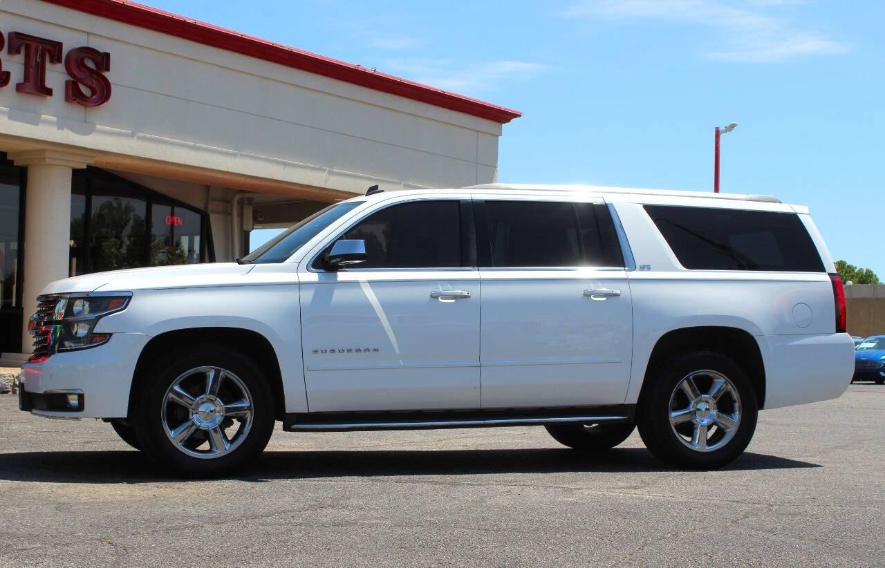 2015 White Chevrolet Suburban LTZ 1500 4WD (1GNSKKKC5FR) with an EcoTec3 5.3L Flex Fuel V8 355hp 383ft. lbs. 5.3L V8 engine, Automatic 6-Speed transmission, located at 4301 NW 39th , Oklahoma City, OK, 73112, (405) 949-5600, 35.512135, -97.598671- Photo#5