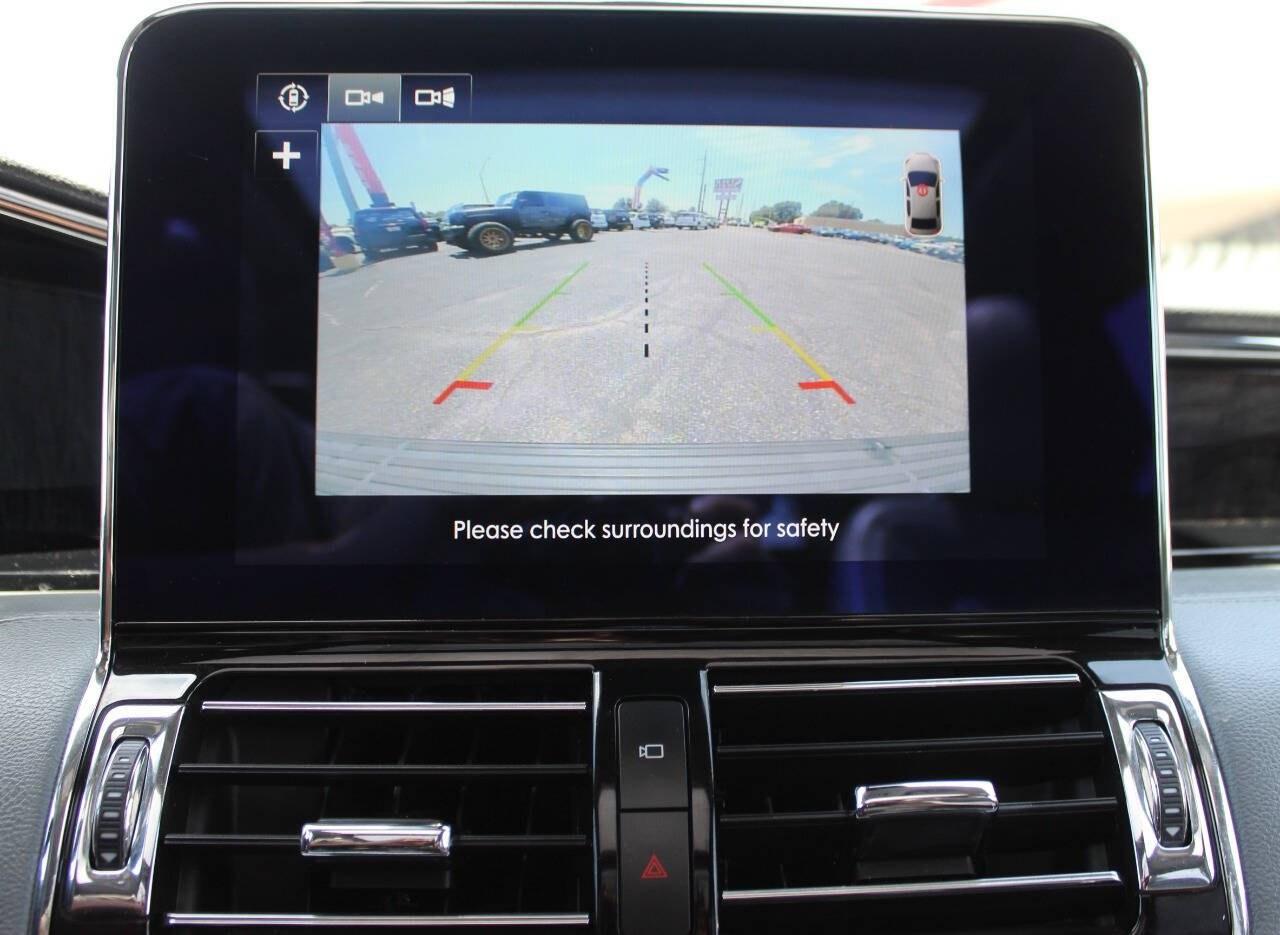 2019 Black Lincoln Navigator L L Reserve 4WD (5LMJJ3LT3KE) with an 3.5L Twin Turbo V6 450hp 510ft. lbs. 3.5L V6 engine, Automatic 10-Speed transmission, located at 4301 NW 39th , Oklahoma City, OK, 73112, (405) 949-5600, 35.512135, -97.598671- Photo#25
