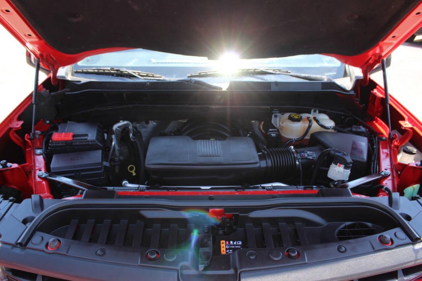 2021 Red Chevrolet Silverado 1500 RST Crew Cab 4WD (3GCUYEED9MG) with an EcoTec3 5.3L V8 355hp 383ft. lbs. 5.3L V8 engine, Automatic 8-Speed transmission, located at 4301 NW 39th , Oklahoma City, OK, 73112, (405) 949-5600, 35.512135, -97.598671 - Hablamos espanol. SPEND SMART --- BUY FROM SUPER SPORTS. ALL PRICES, DOWN PAYMENTS, PAYMENTS, AND FINANCE TERMS ARE NEGOTIABLE AT THE TIME OF APPROVAL. WE WILL WORK WITH YOU TO FIT YOUR BUDGET. WE WILL EVEN LOWER AND ADJUST THE NUMBERS TO HELP MAKE THE VEHICLE MORE AFFORDABLE FOR YOU.- Photo#8