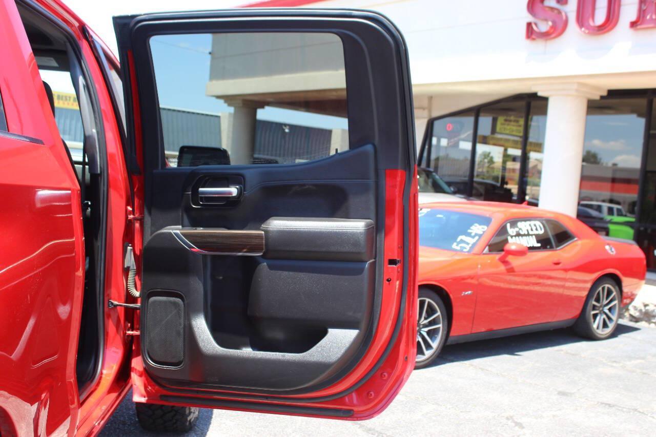 2021 Red Chevrolet Silverado 1500 RST Crew Cab 4WD (3GCUYEED9MG) with an EcoTec3 5.3L V8 355hp 383ft. lbs. 5.3L V8 engine, Automatic 8-Speed transmission, located at 4301 NW 39th , Oklahoma City, OK, 73112, (405) 949-5600, 35.512135, -97.598671 - Hablamos espanol. SPEND SMART --- BUY FROM SUPER SPORTS. ALL PRICES, DOWN PAYMENTS, PAYMENTS, AND FINANCE TERMS ARE NEGOTIABLE AT THE TIME OF APPROVAL. WE WILL WORK WITH YOU TO FIT YOUR BUDGET. WE WILL EVEN LOWER AND ADJUST THE NUMBERS TO HELP MAKE THE VEHICLE MORE AFFORDABLE FOR YOU.- Photo#12