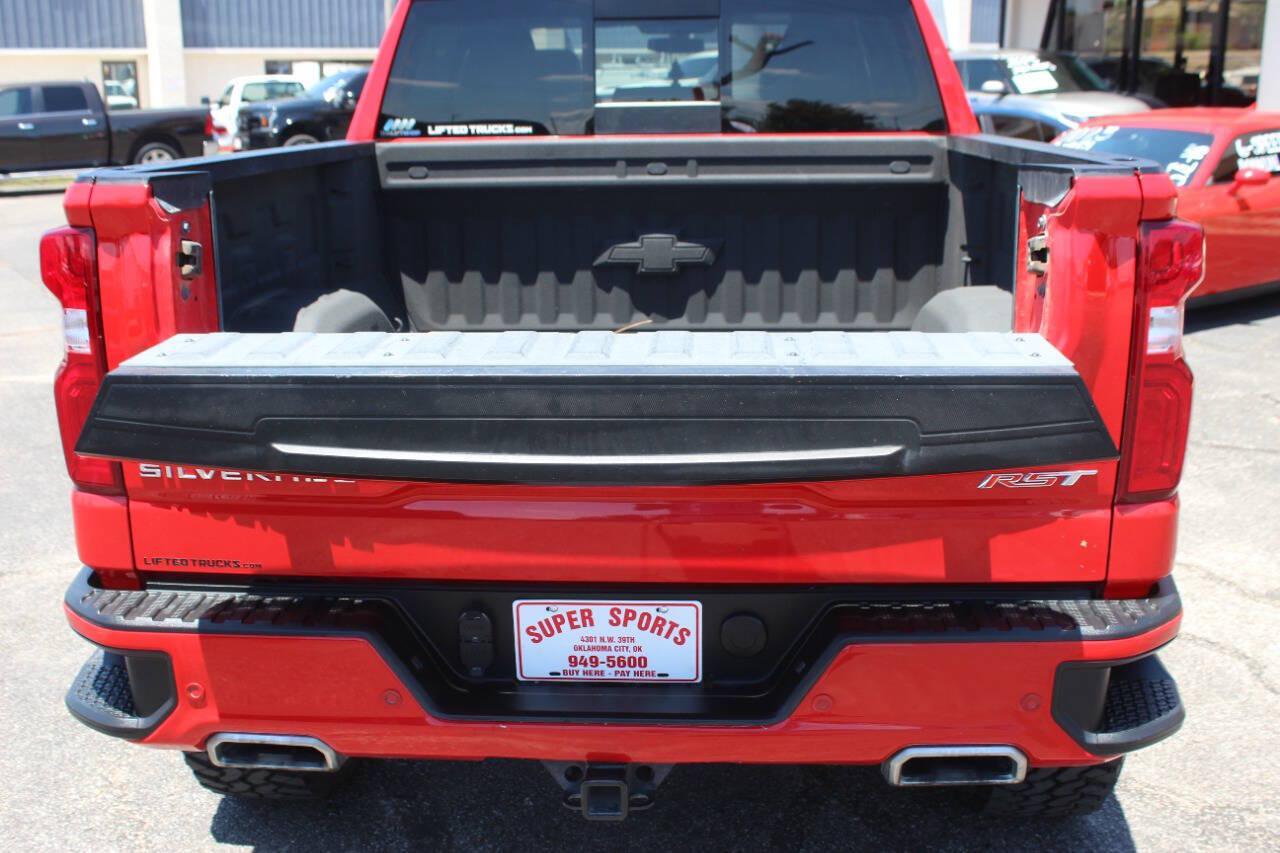 2021 Red Chevrolet Silverado 1500 RST Crew Cab 4WD (3GCUYEED9MG) with an EcoTec3 5.3L V8 355hp 383ft. lbs. 5.3L V8 engine, Automatic 8-Speed transmission, located at 4301 NW 39th , Oklahoma City, OK, 73112, (405) 949-5600, 35.512135, -97.598671 - Hablamos espanol. SPEND SMART --- BUY FROM SUPER SPORTS. ALL PRICES, DOWN PAYMENTS, PAYMENTS, AND FINANCE TERMS ARE NEGOTIABLE AT THE TIME OF APPROVAL. WE WILL WORK WITH YOU TO FIT YOUR BUDGET. WE WILL EVEN LOWER AND ADJUST THE NUMBERS TO HELP MAKE THE VEHICLE MORE AFFORDABLE FOR YOU.- Photo#14