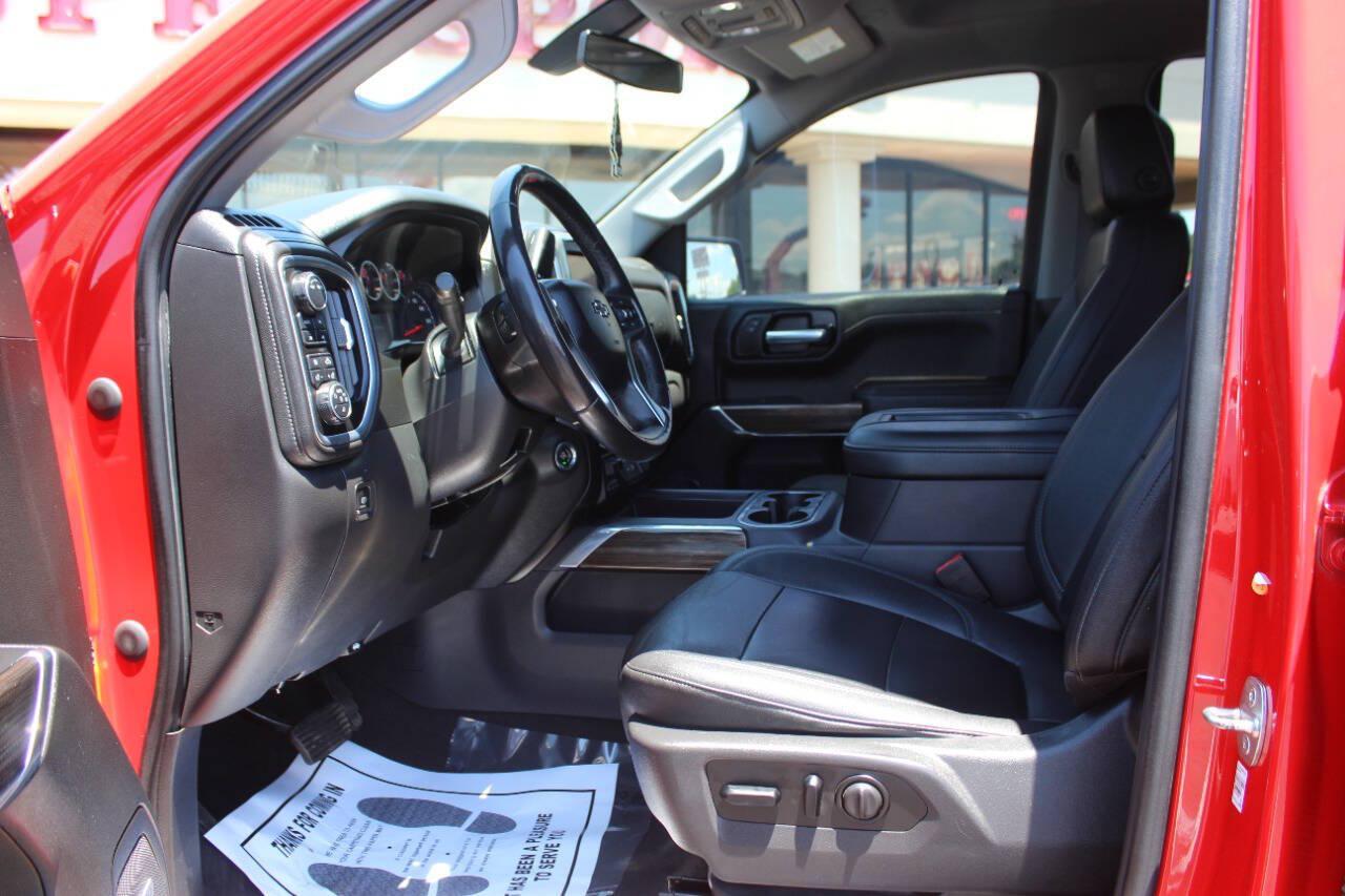 2021 Red Chevrolet Silverado 1500 RST Crew Cab 4WD (3GCUYEED9MG) with an EcoTec3 5.3L V8 355hp 383ft. lbs. 5.3L V8 engine, Automatic 8-Speed transmission, located at 4301 NW 39th , Oklahoma City, OK, 73112, (405) 949-5600, 35.512135, -97.598671 - Hablamos espanol. SPEND SMART --- BUY FROM SUPER SPORTS. ALL PRICES, DOWN PAYMENTS, PAYMENTS, AND FINANCE TERMS ARE NEGOTIABLE AT THE TIME OF APPROVAL. WE WILL WORK WITH YOU TO FIT YOUR BUDGET. WE WILL EVEN LOWER AND ADJUST THE NUMBERS TO HELP MAKE THE VEHICLE MORE AFFORDABLE FOR YOU.- Photo#22