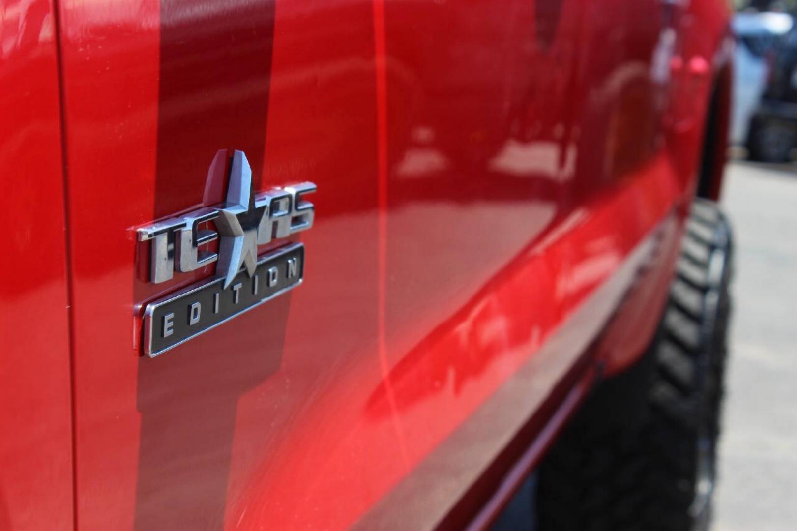 2021 Red Chevrolet Silverado 1500 RST Crew Cab 4WD (3GCUYEED9MG) with an EcoTec3 5.3L V8 355hp 383ft. lbs. 5.3L V8 engine, Automatic 8-Speed transmission, located at 4301 NW 39th , Oklahoma City, OK, 73112, (405) 949-5600, 35.512135, -97.598671 - Hablamos espanol. SPEND SMART --- BUY FROM SUPER SPORTS. ALL PRICES, DOWN PAYMENTS, PAYMENTS, AND FINANCE TERMS ARE NEGOTIABLE AT THE TIME OF APPROVAL. WE WILL WORK WITH YOU TO FIT YOUR BUDGET. WE WILL EVEN LOWER AND ADJUST THE NUMBERS TO HELP MAKE THE VEHICLE MORE AFFORDABLE FOR YOU.- Photo#29