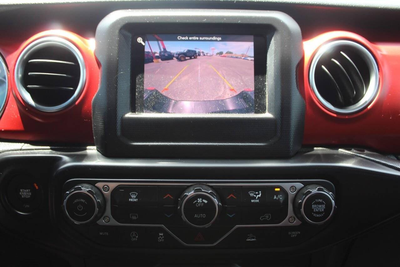 2020 Gray Jeep Gladiator Rubicon (1C6JJTBG0LL) with an 3.6L V6 3.6L V6 engine, Automatic 8-Speed transmission, located at 4301 NW 39th , Oklahoma City, OK, 73112, (405) 949-5600, 35.512135, -97.598671 - Hablamos espaol. SPEND SMART --- BUY FROM SUPER SPORTS. ASKING WHOLESALE CASH PRICE: $__,___ (CASH ONLY) PLUS $100 PROCESSING FEE. ALL PRICES, DOWN PAYMENTS, PAYMENTS, AND FINANCE TERMS ARE NEGOTIABLE AT THE TIME OF APPROVAL. WE WILL WORK WITH YOU TO FIT YOUR BUDGET. WE WILL EVEN LOW- Photo#20