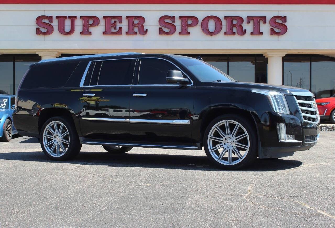 2016 Black Cadillac Escalade ESV ESV 2WD Luxury (1GYS3HKJ0GR) with an EcoTec3 6.2L V8 420hp 460ft. lbs. 6.2L V8 engine, Automatic 8-Speed transmission, located at 4301 NW 39th , Oklahoma City, OK, 73112, (405) 949-5600, 35.512135, -97.598671- Photo#0