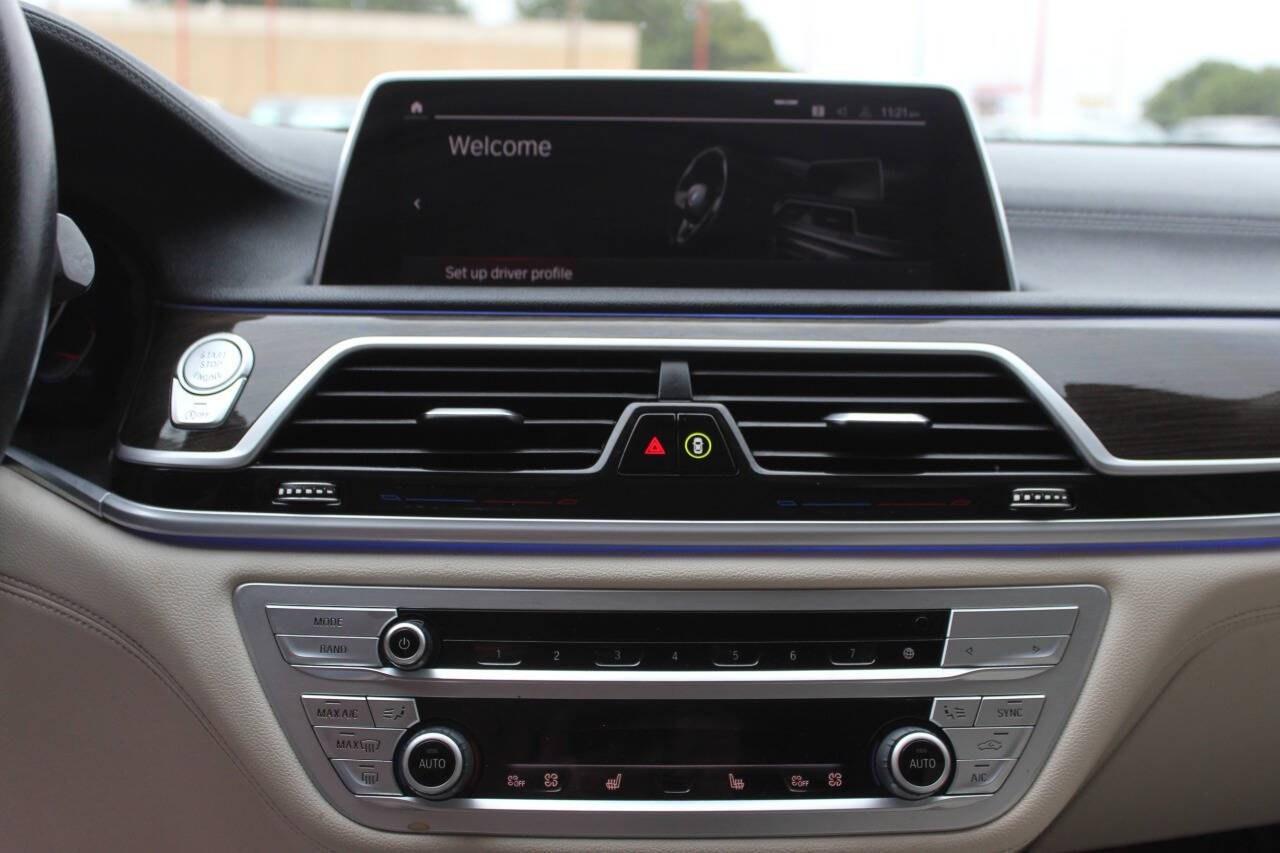 2022 Beige BMW 7 Series 740i xDrive (WBA7T4C08NC) with an 3.0L Turbo I6 335hp 330ft. lbs. 3.0L I6 engine, Automatic 8-Speed transmission, located at 4301 NW 39th , Oklahoma City, OK, 73112, (405) 949-5600, 35.512135, -97.598671- Photo#30