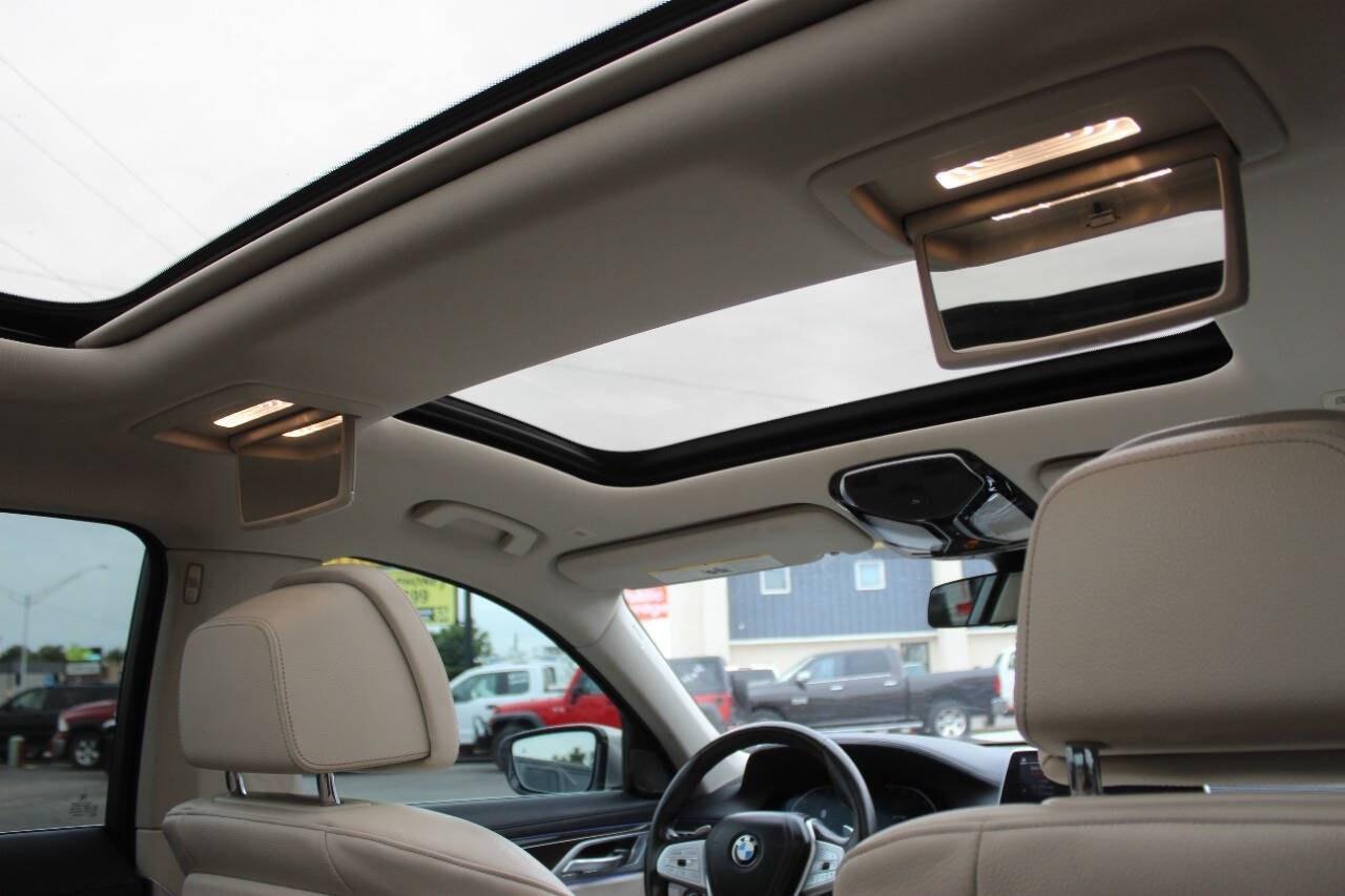 2022 Beige BMW 7 Series 740i xDrive (WBA7T4C08NC) with an 3.0L Turbo I6 335hp 330ft. lbs. 3.0L I6 engine, Automatic 8-Speed transmission, located at 4301 NW 39th , Oklahoma City, OK, 73112, (405) 949-5600, 35.512135, -97.598671- Photo#35