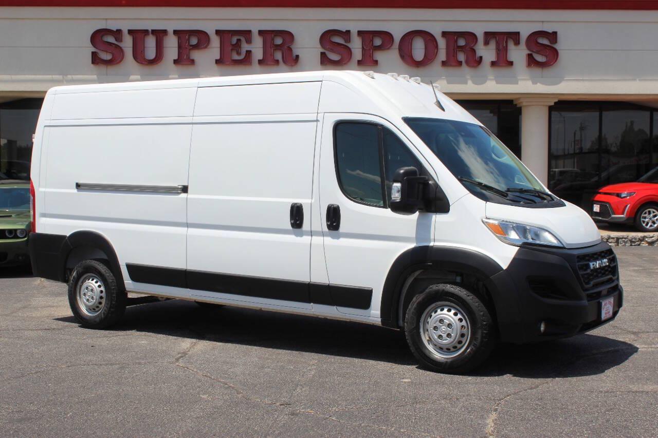 2023 White RAM ProMaster 2500 High Roof 159-in. WB (3C6LRVDG5PE) with an Pentastar 3.6L V6 276hp 250ft. lbs. 3.6L V6 engine, Automatic 9-Speed transmission, located at 4301 NW 39th , Oklahoma City, OK, 73112, (405) 949-5600, 35.512135, -97.598671 - Hablamos espanol. SPEND SMART --- BUY FROM SUPER SPORTS. ALL PRICES, DOWN PAYMENTS, PAYMENTS, AND FINANCE TERMS ARE NEGOTIABLE AT THE TIME OF APPROVAL. WE WILL WORK WITH YOU TO FIT YOUR BUDGET. WE WILL EVEN LOWER AND ADJUST THE NUMBERS TO HELP MAKE THE VEHICLE MORE AFFORDABLE FOR YOU.- Photo#0