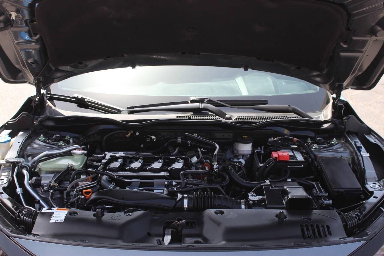 2021 Gray Honda Civic Sport Hatchback CVT (SHHFK7H40MU) with an 1.5L Turbo I4 180hp 162ft. lbs. 1.5L I4 engine, CVT 7-Speed transmission, located at 4301 NW 39th , Oklahoma City, OK, 73112, (405) 949-5600, 35.512135, -97.598671 - Hablamos espaol. SPEND SMART --- BUY FROM SUPER SPORTS. ALL PRICES, DOWN PAYMENTS, PAYMENTS, AND FINANCE TERMS ARE NEGOTIABLE AT THE TIME OF APPROVAL. WE WILL WORK WITH YOU TO FIT YOUR BUDGET. WE WILL EVEN LOWER AND ADJUST THE NUMBERS TO HELP MAKE THE VEHICLE MORE AFFORDABLE FOR YOU.- Photo#7