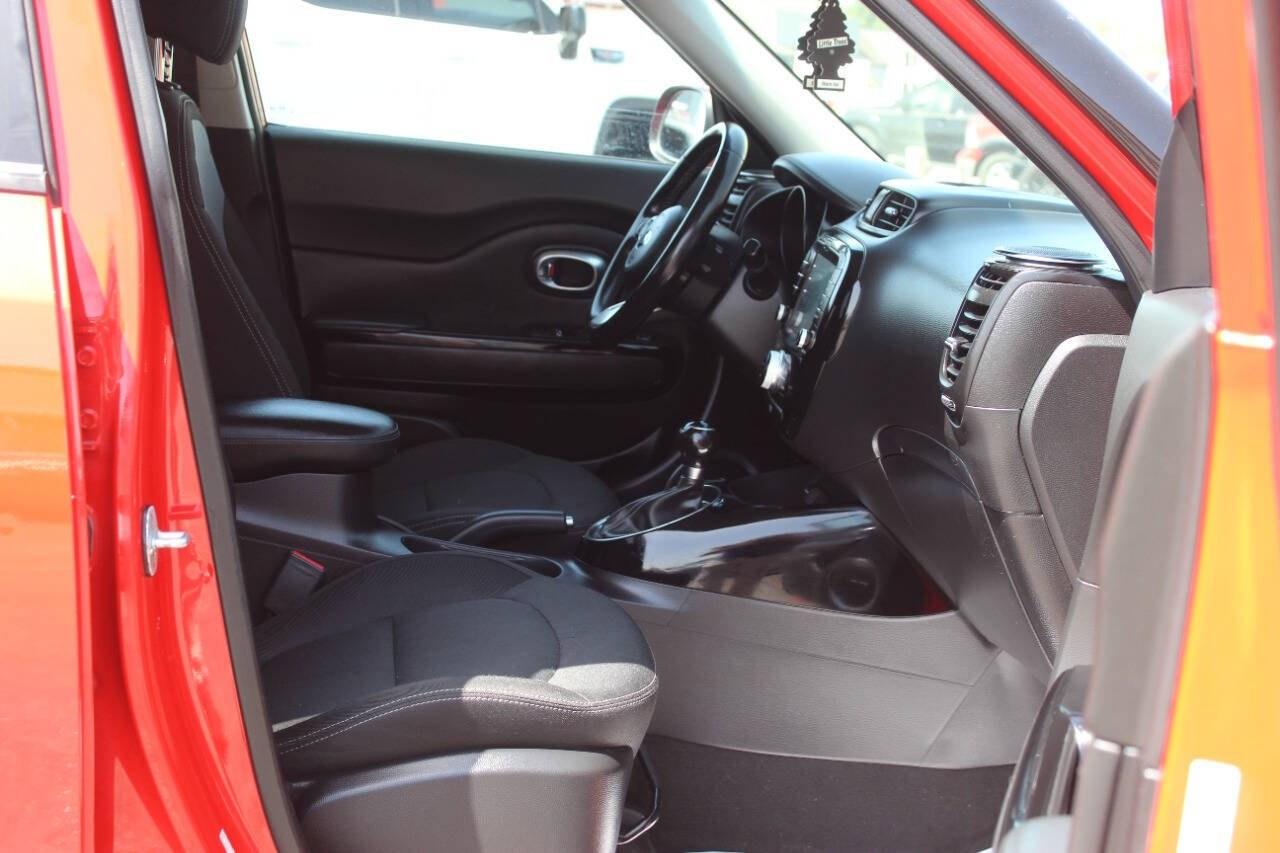 2018 Red Kia Soul + (KNDJP3A59J7) with an 2.0L I4 161hp 150ft. lbs. 2.0L I4 engine, Automatic 6-Speed transmission, located at 4301 NW 39th , Oklahoma City, OK, 73112, (405) 949-5600, 35.512135, -97.598671 - Hablamos espaol. SPEND SMART --- BUY FROM SUPER SPORTS. ALL PRICES, DOWN PAYMENTS, PAYMENTS, AND FINANCE TERMS ARE NEGOTIABLE AT THE TIME OF APPROVAL. WE WILL WORK WITH YOU TO FIT YOUR BUDGET. WE WILL EVEN LOWER AND ADJUST THE NUMBERS TO HELP MAKE THE VEHICLE MORE AFFORDABLE FOR YOU.- Photo#8