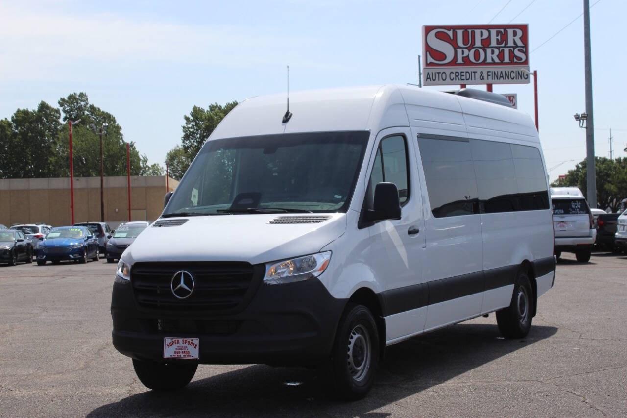 2026 White Mercedes-Benz Sprinter 2500 170-in. WB (W1Z4KGHY7TT) with an 2.0L Biodiesel Turbo I4 168hp 295ft. lbs. 2.0L I4 engine, Automatic 9-Speed transmission, located at 4301 NW 39th , Oklahoma City, OK, 73112, (405) 949-5600, 35.512135, -97.598671 - Hablamos espaol. SPEND SMART --- BUY FROM SUPER SPORTS. ALL PRICES, DOWN PAYMENTS, PAYMENTS, AND FINANCE TERMS ARE NEGOTIABLE AT THE TIME OF APPROVAL. WE WILL WORK WITH YOU TO FIT YOUR BUDGET. WE WILL EVEN LOWER AND ADJUST THE NUMBERS TO HELP MAKE THE VEHICLE MORE AFFORDABLE FOR YOU.- Photo#7