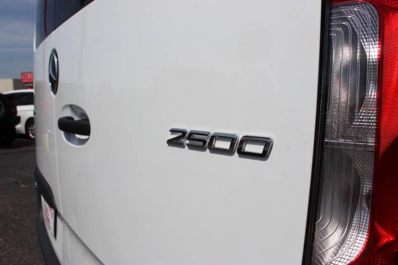 2026 White Mercedes-Benz Sprinter 2500 170-in. WB (W1Z4KGHY7TT) with an 2.0L Biodiesel Turbo I4 168hp 295ft. lbs. 2.0L I4 engine, Automatic 9-Speed transmission, located at 4301 NW 39th , Oklahoma City, OK, 73112, (405) 949-5600, 35.512135, -97.598671 - Hablamos espaol. SPEND SMART --- BUY FROM SUPER SPORTS. ALL PRICES, DOWN PAYMENTS, PAYMENTS, AND FINANCE TERMS ARE NEGOTIABLE AT THE TIME OF APPROVAL. WE WILL WORK WITH YOU TO FIT YOUR BUDGET. WE WILL EVEN LOWER AND ADJUST THE NUMBERS TO HELP MAKE THE VEHICLE MORE AFFORDABLE FOR YOU.- Photo#31