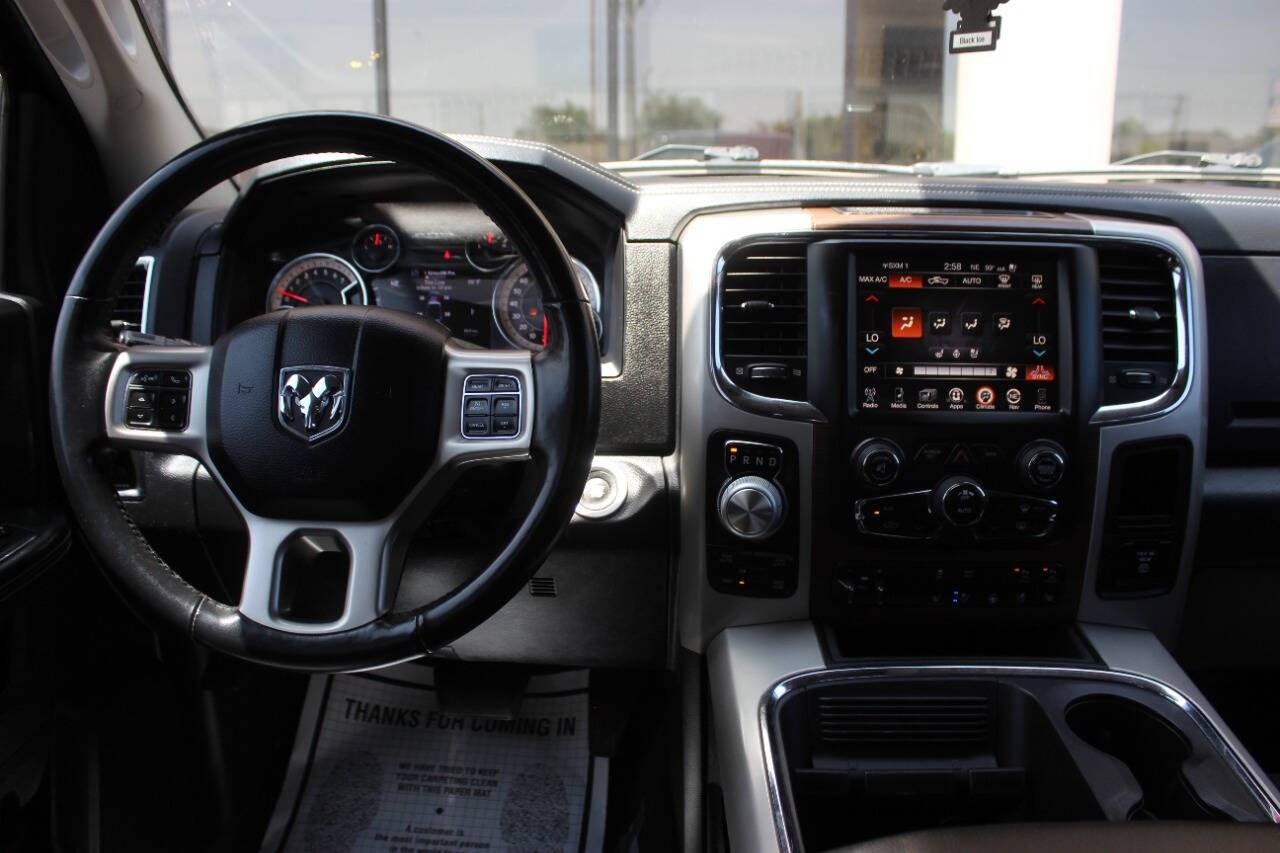 2017 Gray RAM 1500 Laramie Crew Cab SWB 4WD (1C6RR7NT4HS) with an HEMI 5.7L V8 395hp 410ft. lbs. 5.7L V8 engine, Automatic 8-Speed transmission, located at 4301 NW 39th , Oklahoma City, OK, 73112, (405) 949-5600, 35.512135, -97.598671 - Hablamos espaol. SPEND SMART --- BUY FROM SUPER SPORTS. ALL PRICES, DOWN PAYMENTS, PAYMENTS, AND FINANCE TERMS ARE NEGOTIABLE AT THE TIME OF APPROVAL. WE WILL WORK WITH YOU TO FIT YOUR BUDGET. WE WILL EVEN LOWER AND ADJUST THE NUMBERS TO HELP MAKE THE VEHICLE MORE AFFORDABLE FOR YOU.- Photo#20