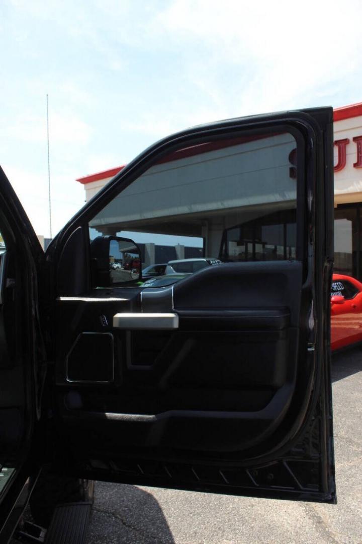 2017 Black Ford F-150 Lariat SuperCrew 6.5-ft. Bed 4WD (1FTEW1EF9HK) with an 5.0L Flex Fuel V8 385hp 387ft. lbs. 5.0L V8 engine, Automatic 6-Speed transmission, located at 4301 NW 39th , Oklahoma City, OK, 73112, (405) 949-5600, 35.512135, -97.598671 - Hablamos espaol. SPEND SMART --- BUY FROM SUPER SPORTS. ALL PRICES, DOWN PAYMENTS, PAYMENTS, AND FINANCE TERMS ARE NEGOTIABLE AT THE TIME OF APPROVAL. WE WILL WORK WITH YOU TO FIT YOUR BUDGET. WE WILL EVEN LOWER AND ADJUST THE NUMBERS TO HELP MAKE THE VEHICLE MORE AFFORDABLE FOR YOU.- Photo#10