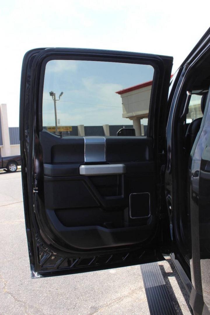 2017 Black Ford F-150 Lariat SuperCrew 6.5-ft. Bed 4WD (1FTEW1EF9HK) with an 5.0L Flex Fuel V8 385hp 387ft. lbs. 5.0L V8 engine, Automatic 6-Speed transmission, located at 4301 NW 39th , Oklahoma City, OK, 73112, (405) 949-5600, 35.512135, -97.598671 - Hablamos espaol. SPEND SMART --- BUY FROM SUPER SPORTS. ALL PRICES, DOWN PAYMENTS, PAYMENTS, AND FINANCE TERMS ARE NEGOTIABLE AT THE TIME OF APPROVAL. WE WILL WORK WITH YOU TO FIT YOUR BUDGET. WE WILL EVEN LOWER AND ADJUST THE NUMBERS TO HELP MAKE THE VEHICLE MORE AFFORDABLE FOR YOU.- Photo#16