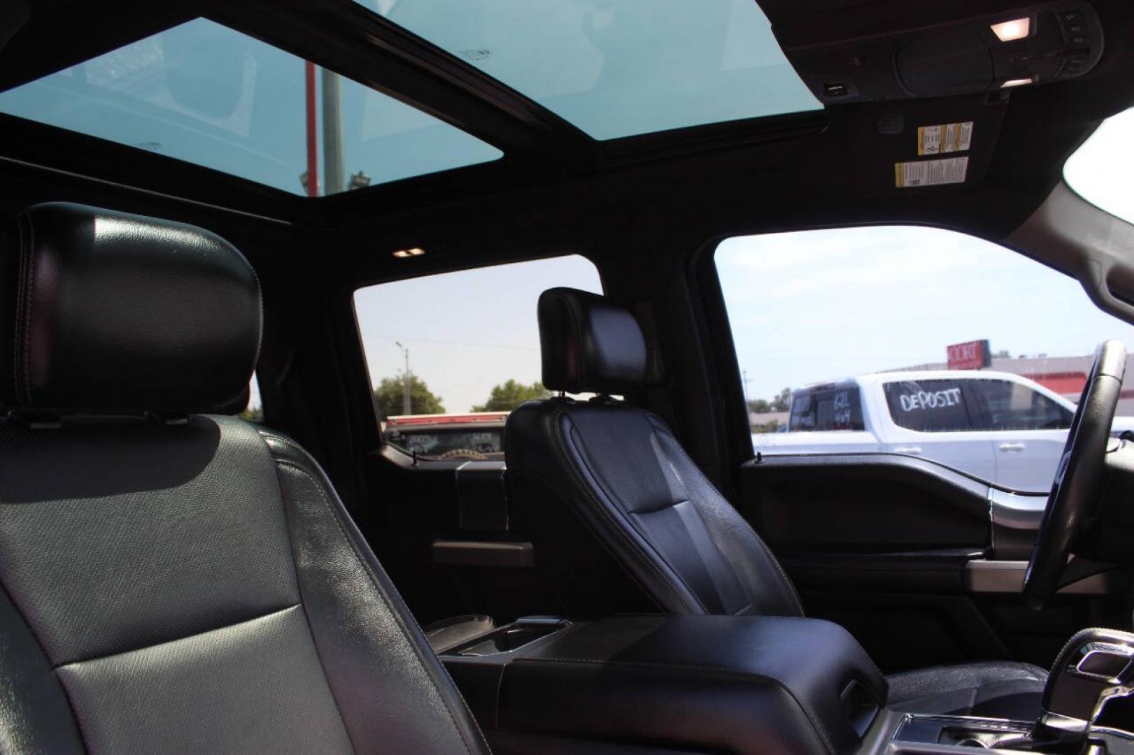 2017 Black Ford F-150 Lariat SuperCrew 6.5-ft. Bed 4WD (1FTEW1EF9HK) with an 5.0L Flex Fuel V8 385hp 387ft. lbs. 5.0L V8 engine, Automatic 6-Speed transmission, located at 4301 NW 39th , Oklahoma City, OK, 73112, (405) 949-5600, 35.512135, -97.598671 - Hablamos espanol. SPEND SMART --- BUY FROM SUPER SPORTS. ALL PRICES, DOWN PAYMENTS, PAYMENTS, AND FINANCE TERMS ARE NEGOTIABLE AT THE TIME OF APPROVAL. WE WILL WORK WITH YOU TO FIT YOUR BUDGET. WE WILL EVEN LOWER AND ADJUST THE NUMBERS TO HELP MAKE THE VEHICLE MORE AFFORDABLE FOR YOU.- Photo#26